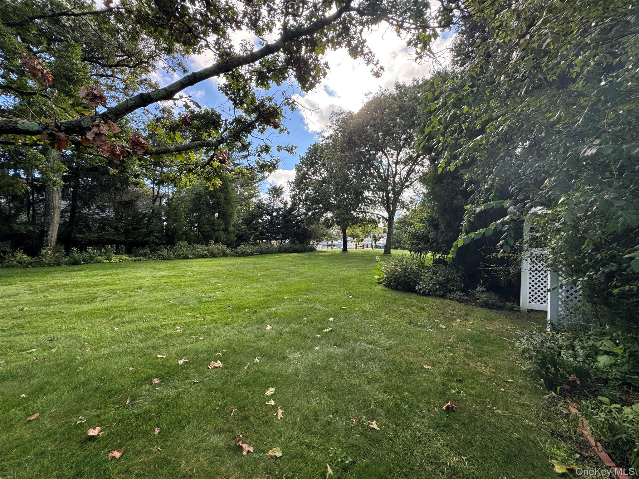 Single Family Elder Road  Suffolk County, NY 11751, MLS-1045909-30