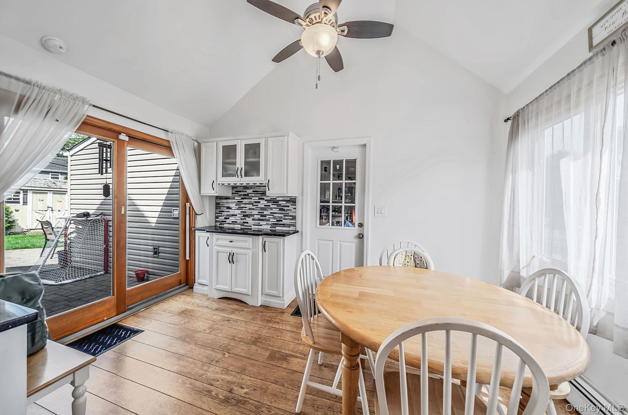 Single Family Slate Lane Nassau County, NY 11756, MLS-1045916-15