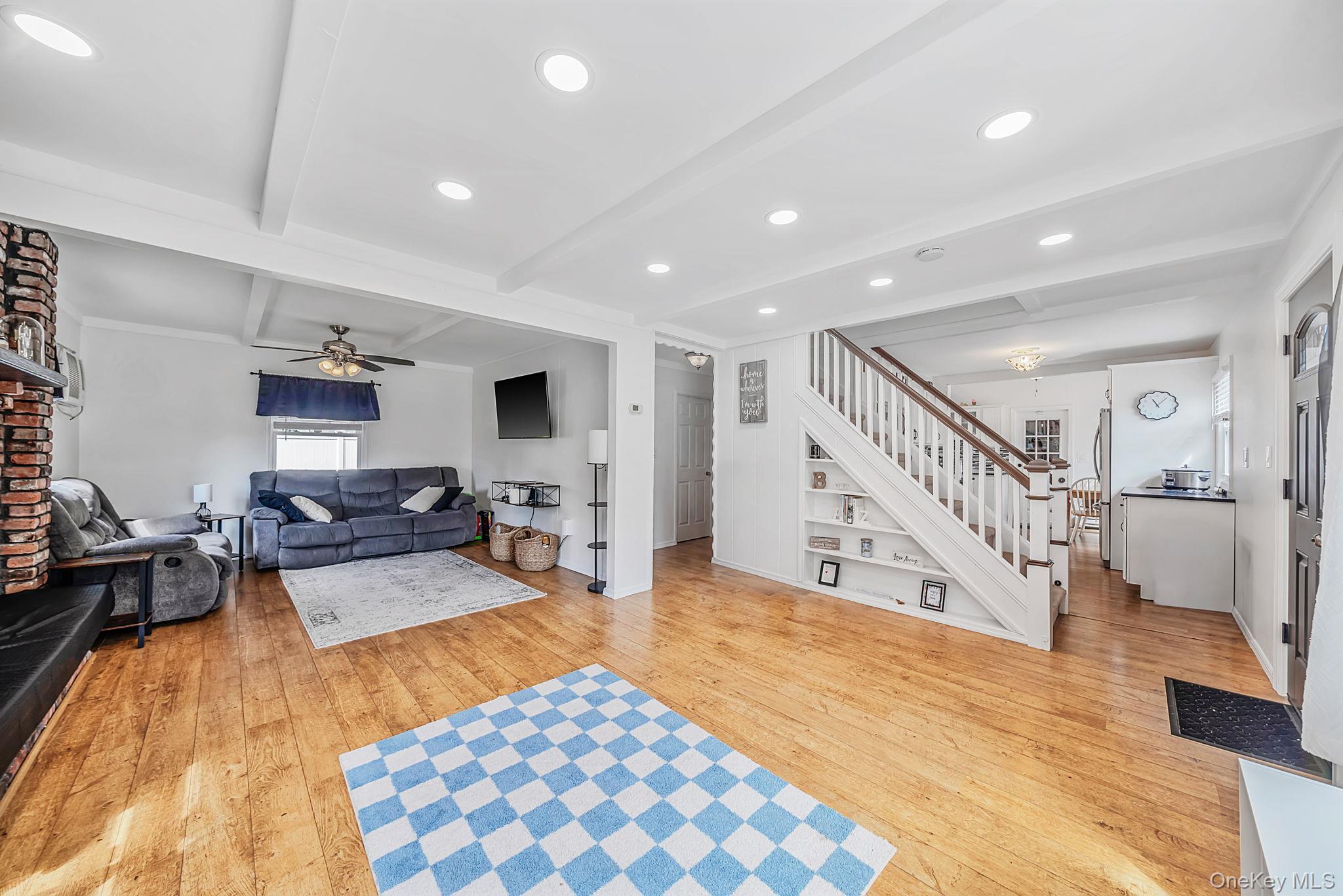 Single Family Slate Lane Nassau County, NY 11756, MLS-1045916-7