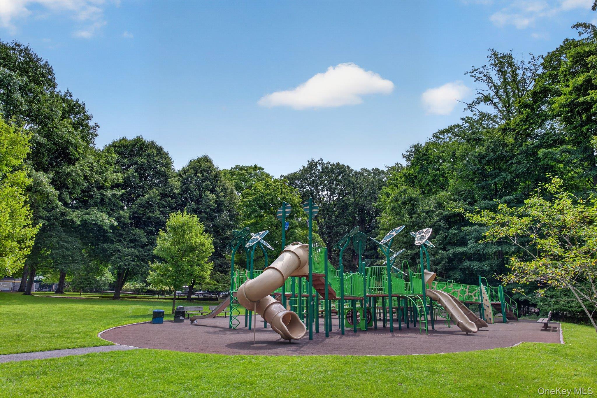 Single Family S Longfellow Street  Westchester County, NY 10530, MLS-1045927-41