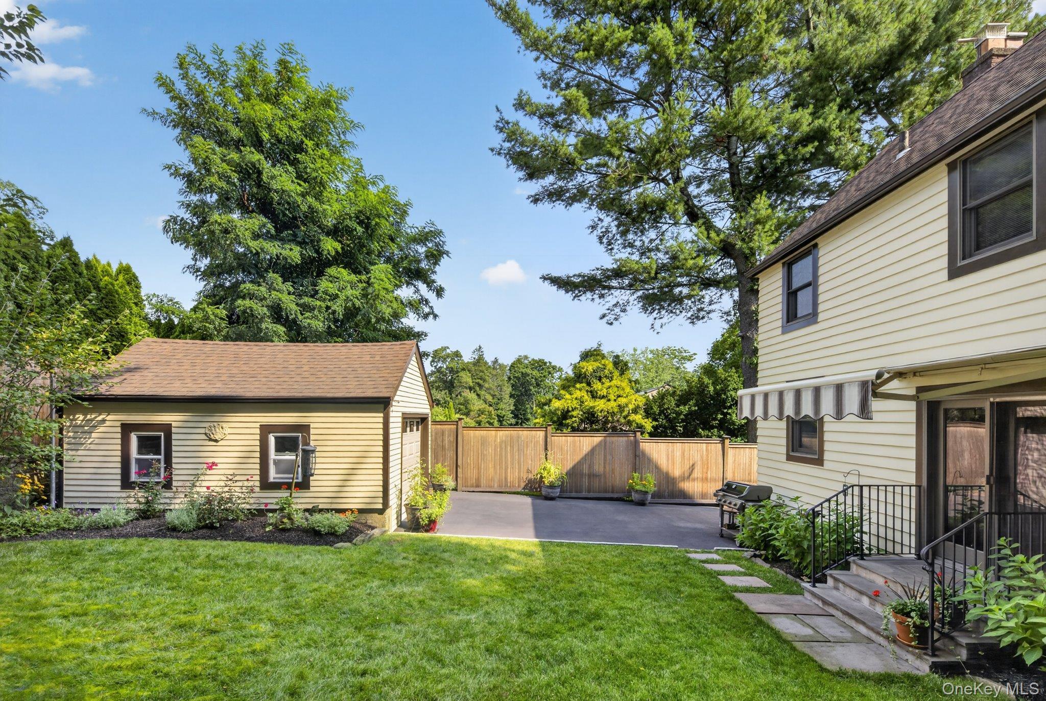 Single Family S Longfellow Street  Westchester County, NY 10530, MLS-1045927-7