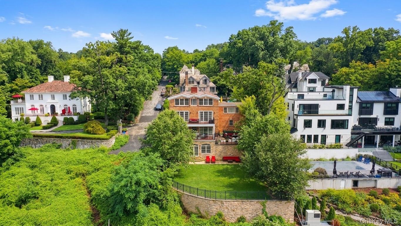 Single Family Scenic Place Bronx, NY 10463, MLS-1045933-3