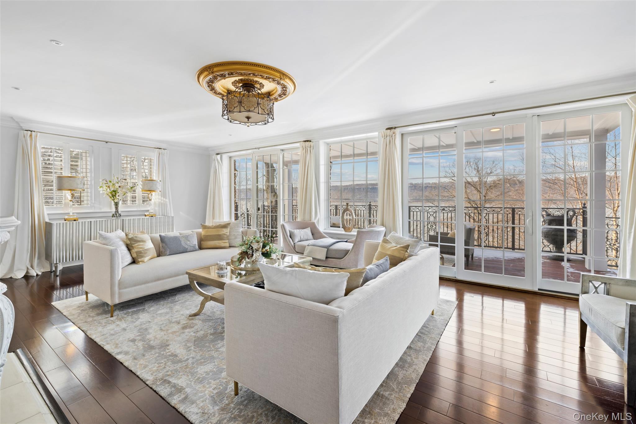 Single Family Scenic Place Bronx, NY 10463, MLS-1045933-6