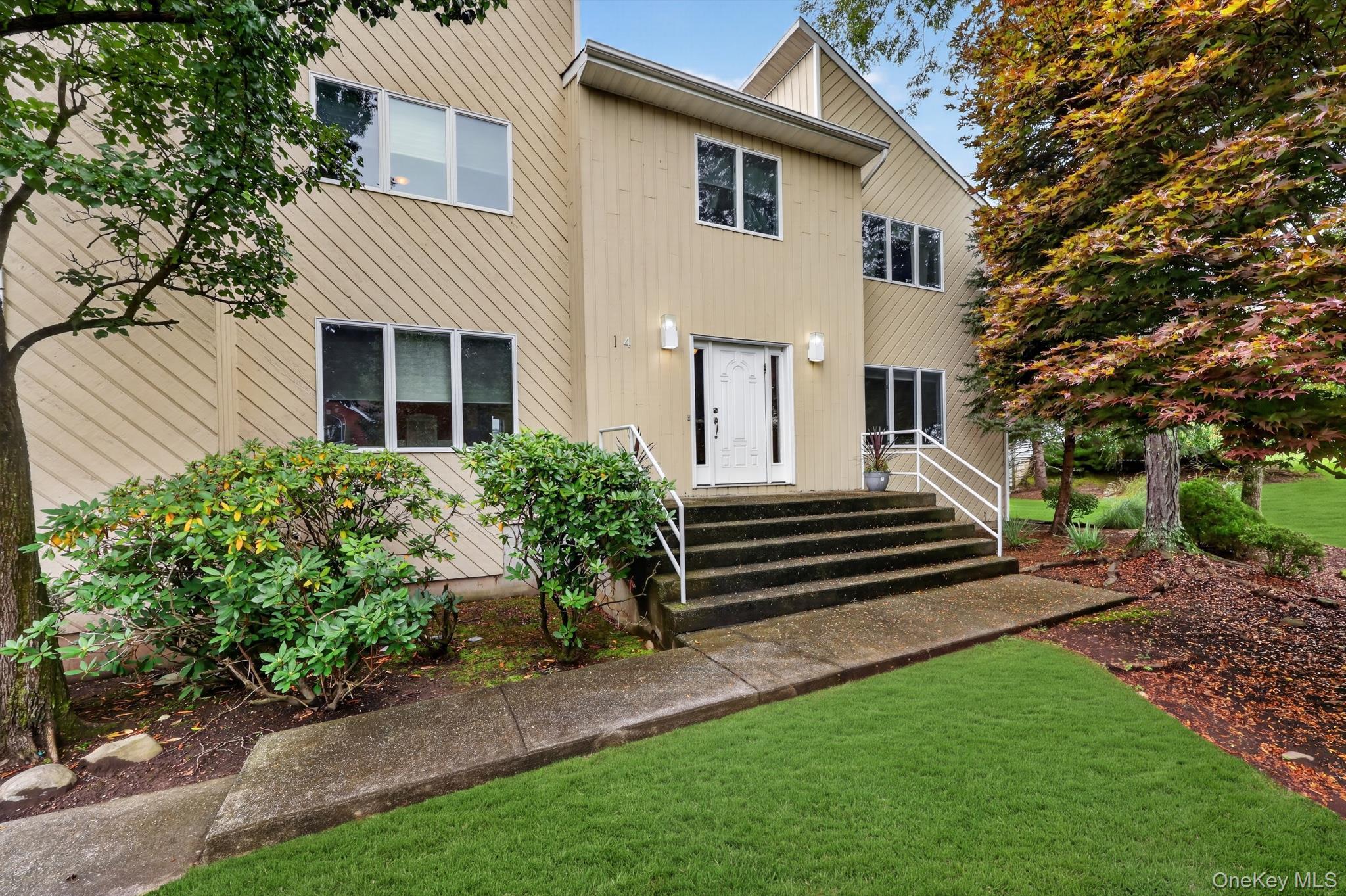 Single Family Lowell Drive Rockland County, NY 10956, MLS-1045938-2