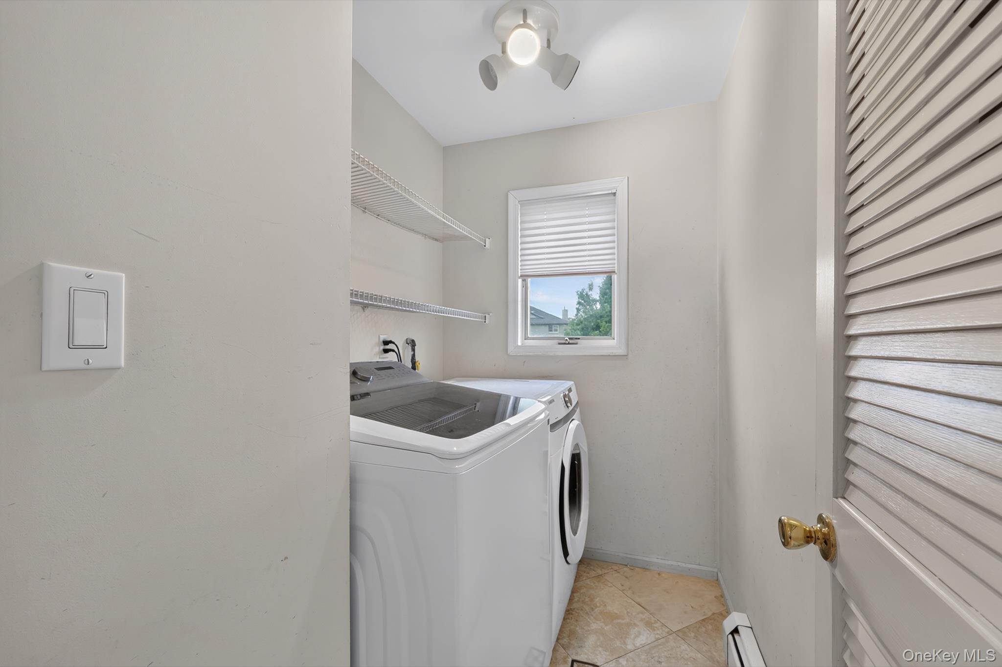 Single Family Lowell Drive Rockland County, NY 10956, MLS-1045938-20