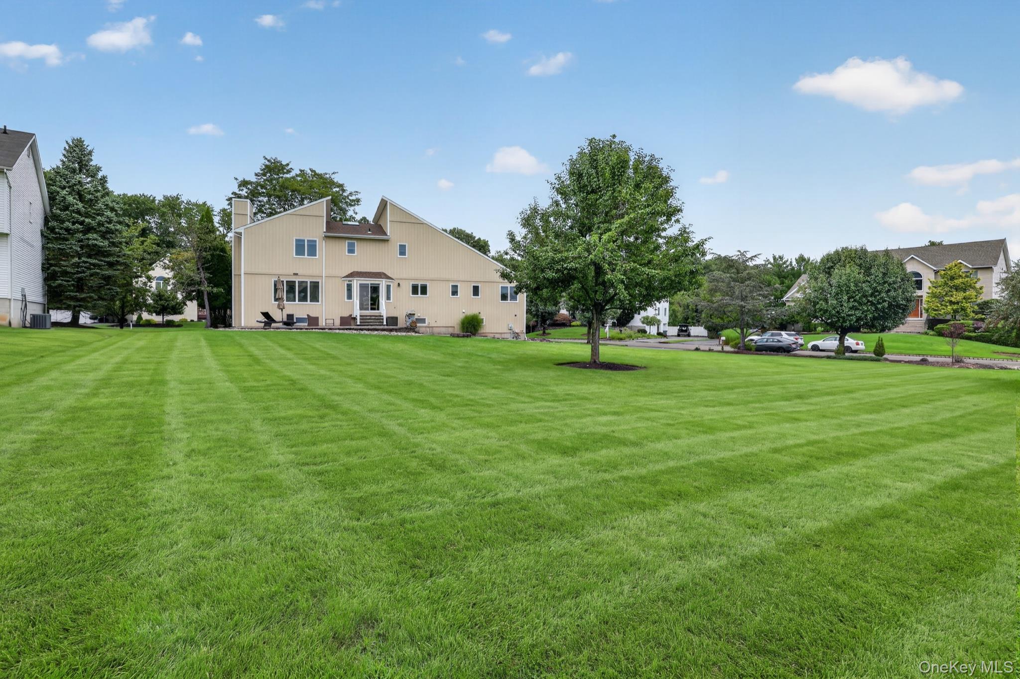 Single Family Lowell Drive Rockland County, NY 10956, MLS-1045938-41