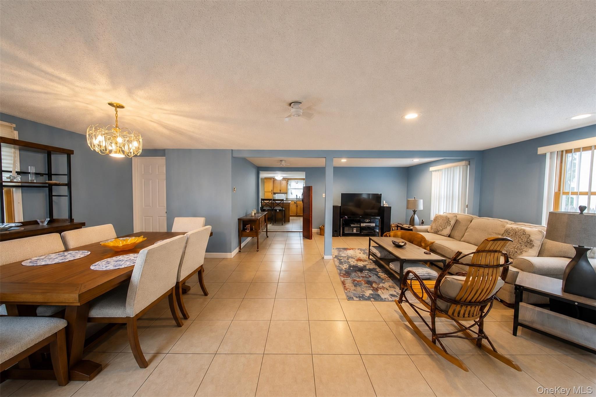 Single Family Aspen Road  Suffolk County, NY 11754, MLS-1045941-10