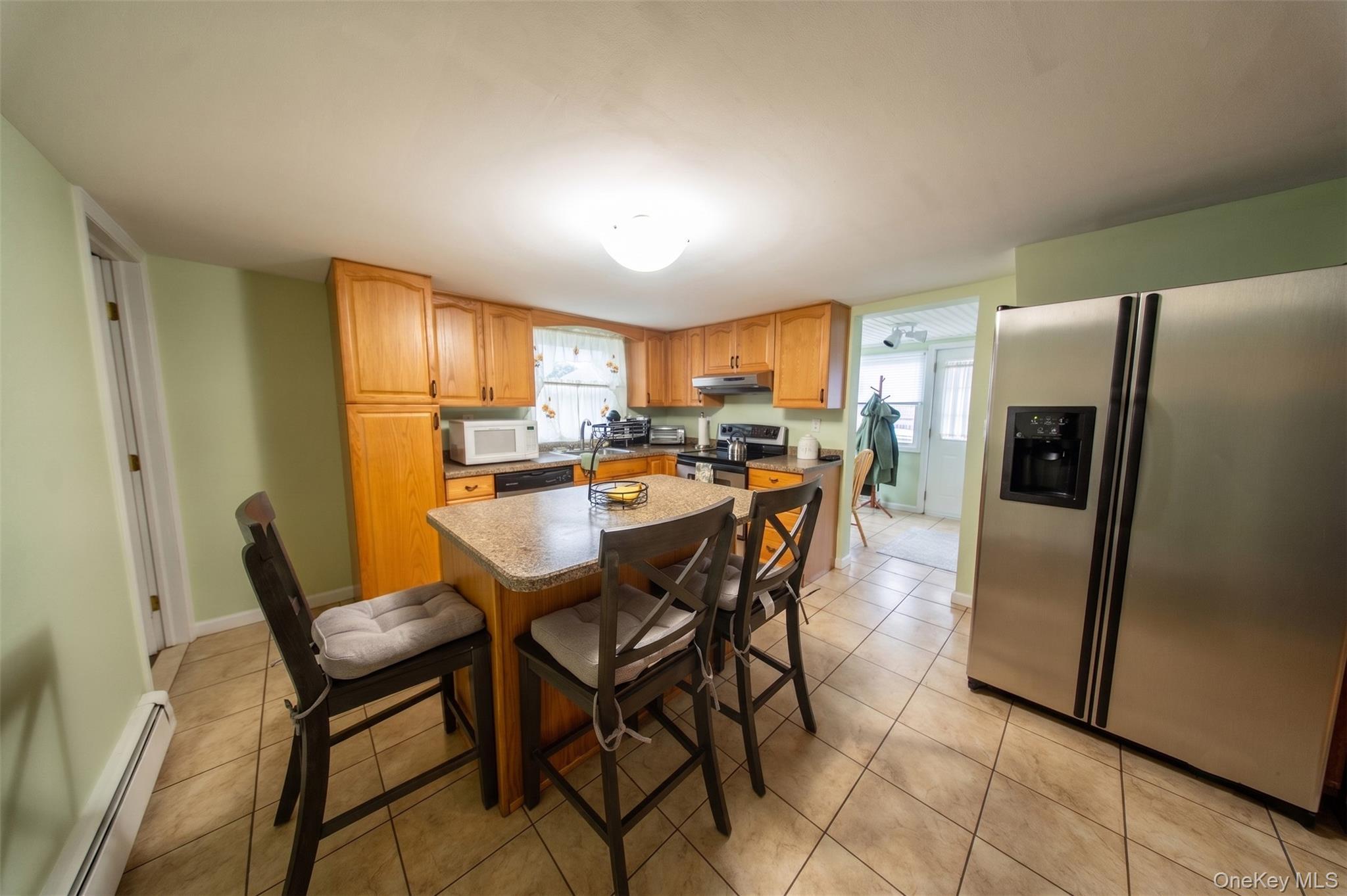 Single Family Aspen Road  Suffolk County, NY 11754, MLS-1045941-15
