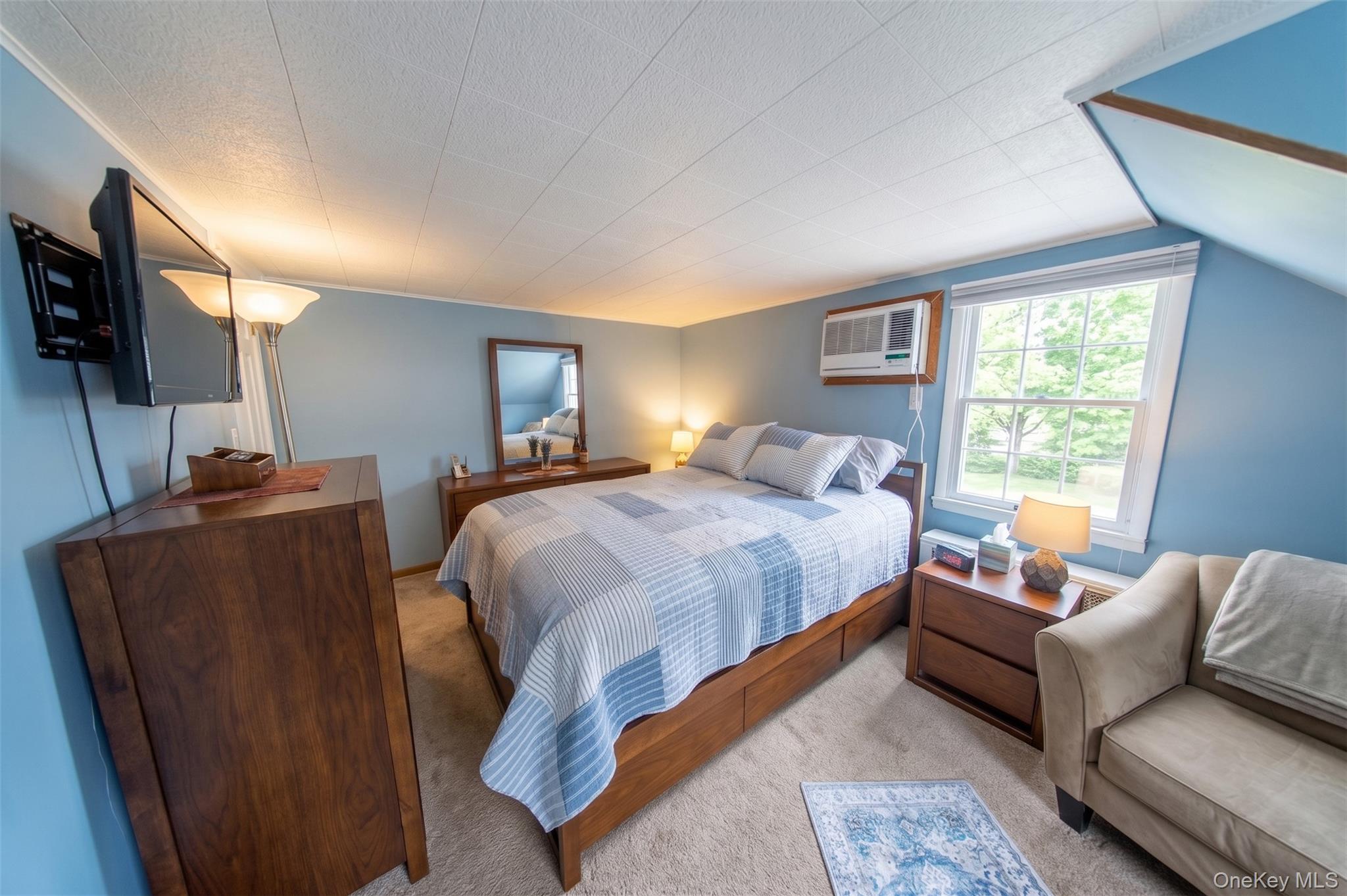 Single Family Aspen Road  Suffolk County, NY 11754, MLS-1045941-22