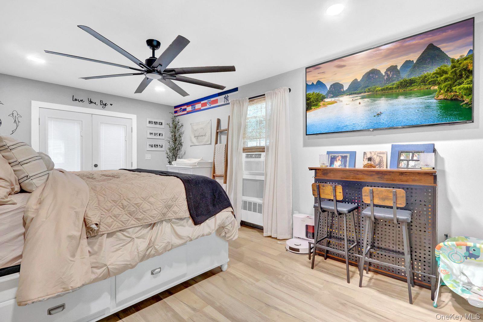 Single Family Mooney Pond Road Suffolk County, NY 11727, MLS-1045948-13