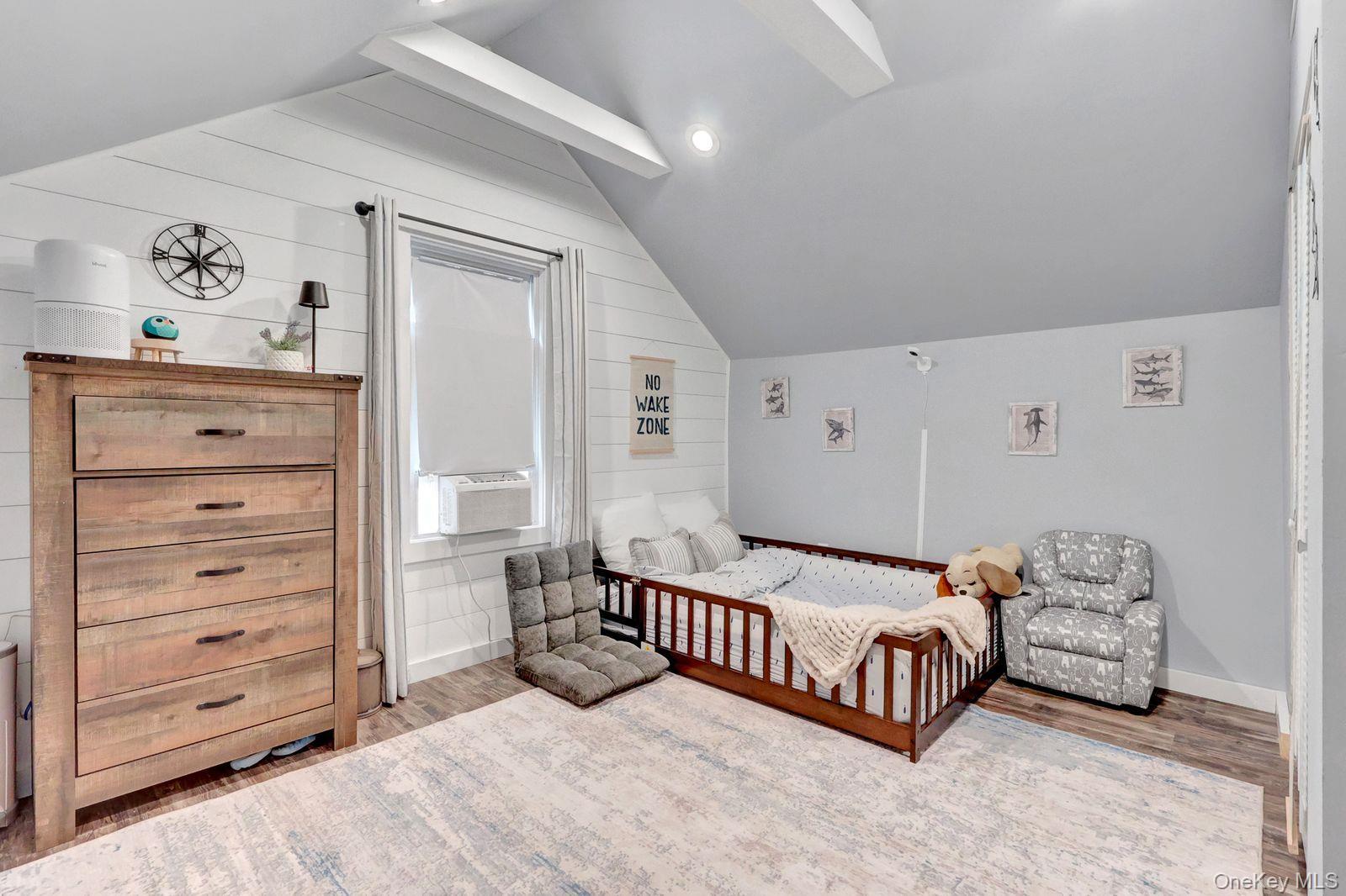 Single Family Mooney Pond Road Suffolk County, NY 11727, MLS-1045948-18