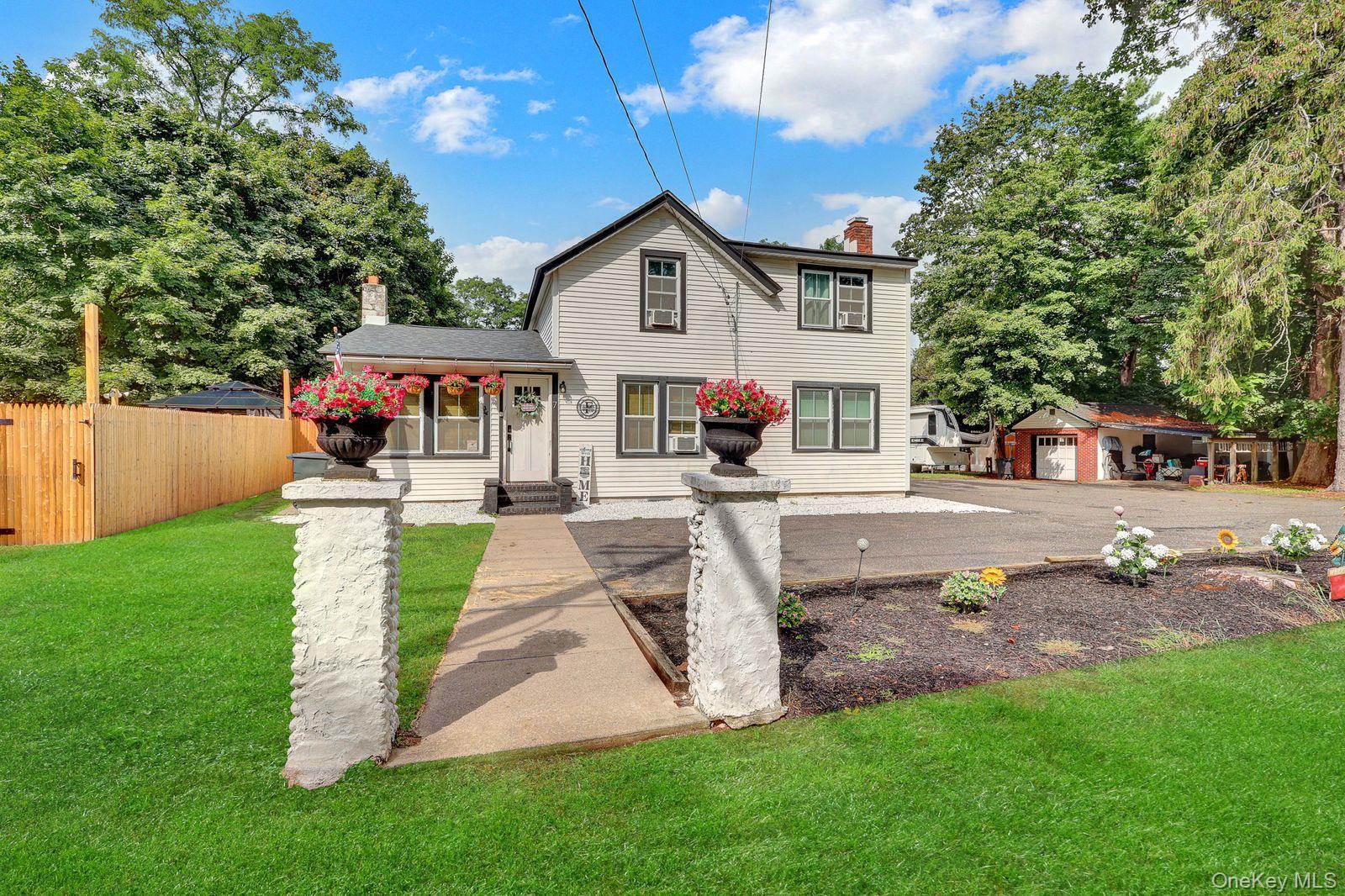 Single Family Mooney Pond Road Suffolk County, NY 11727, MLS-1045948-2