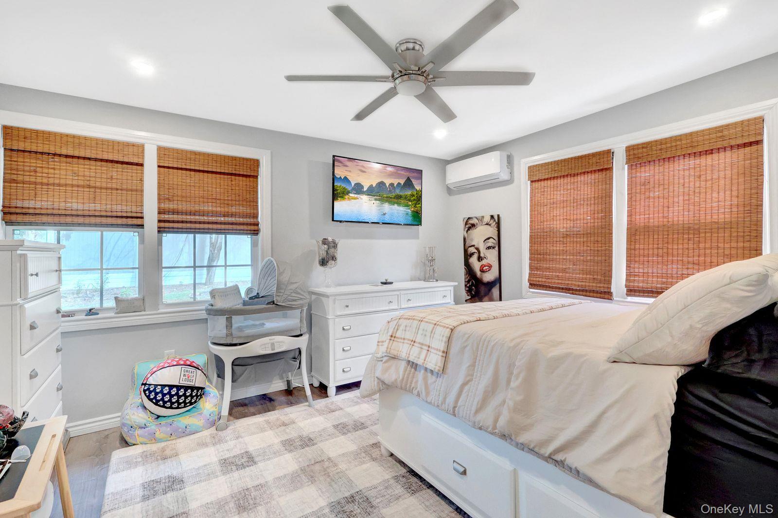 Single Family Mooney Pond Road Suffolk County, NY 11727, MLS-1045948-23