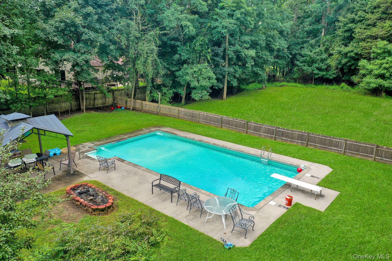 Single Family Mooney Pond Road Suffolk County, NY 11727, MLS-1045948-29