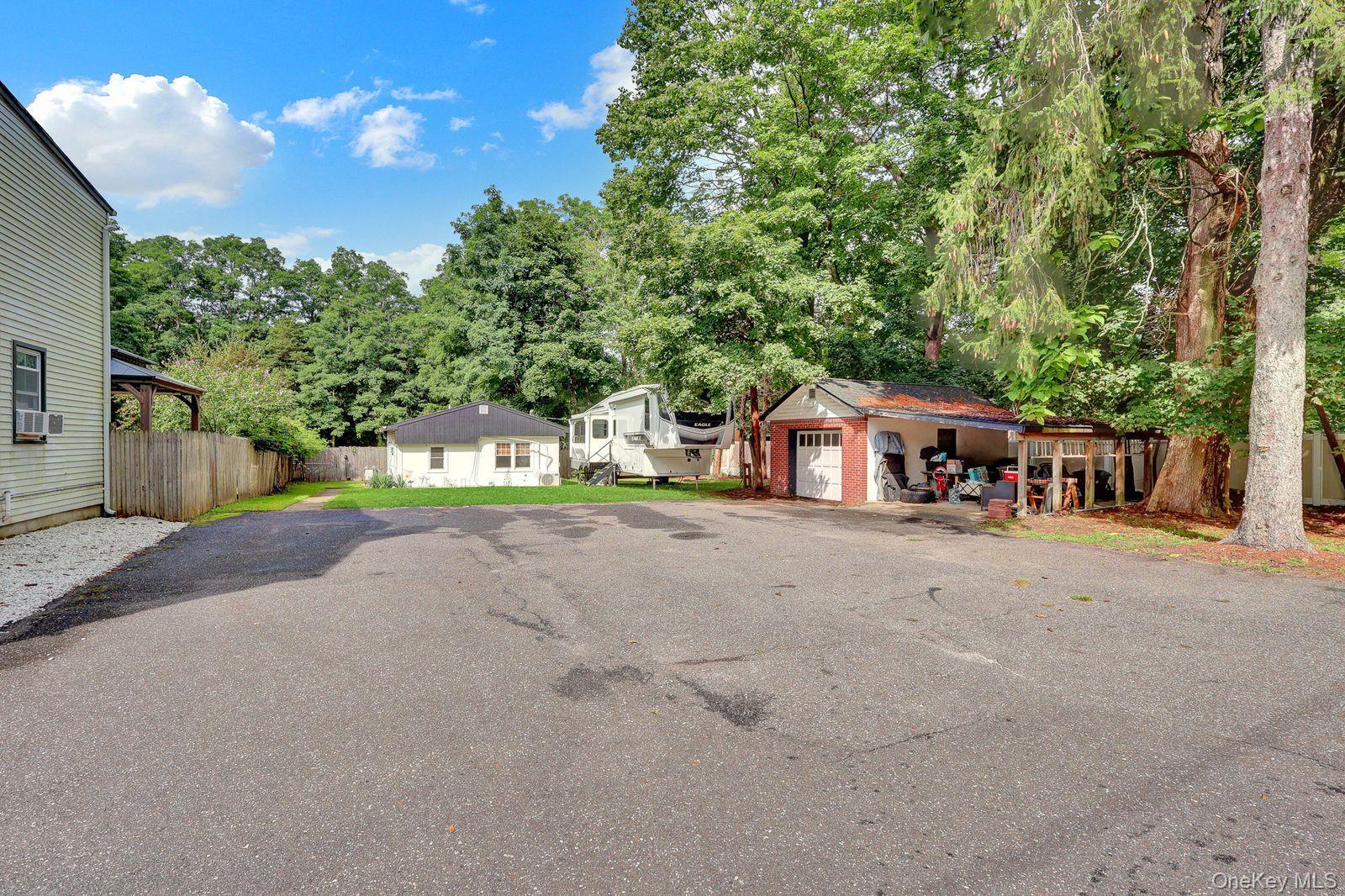 Single Family Mooney Pond Road Suffolk County, NY 11727, MLS-1045948-3