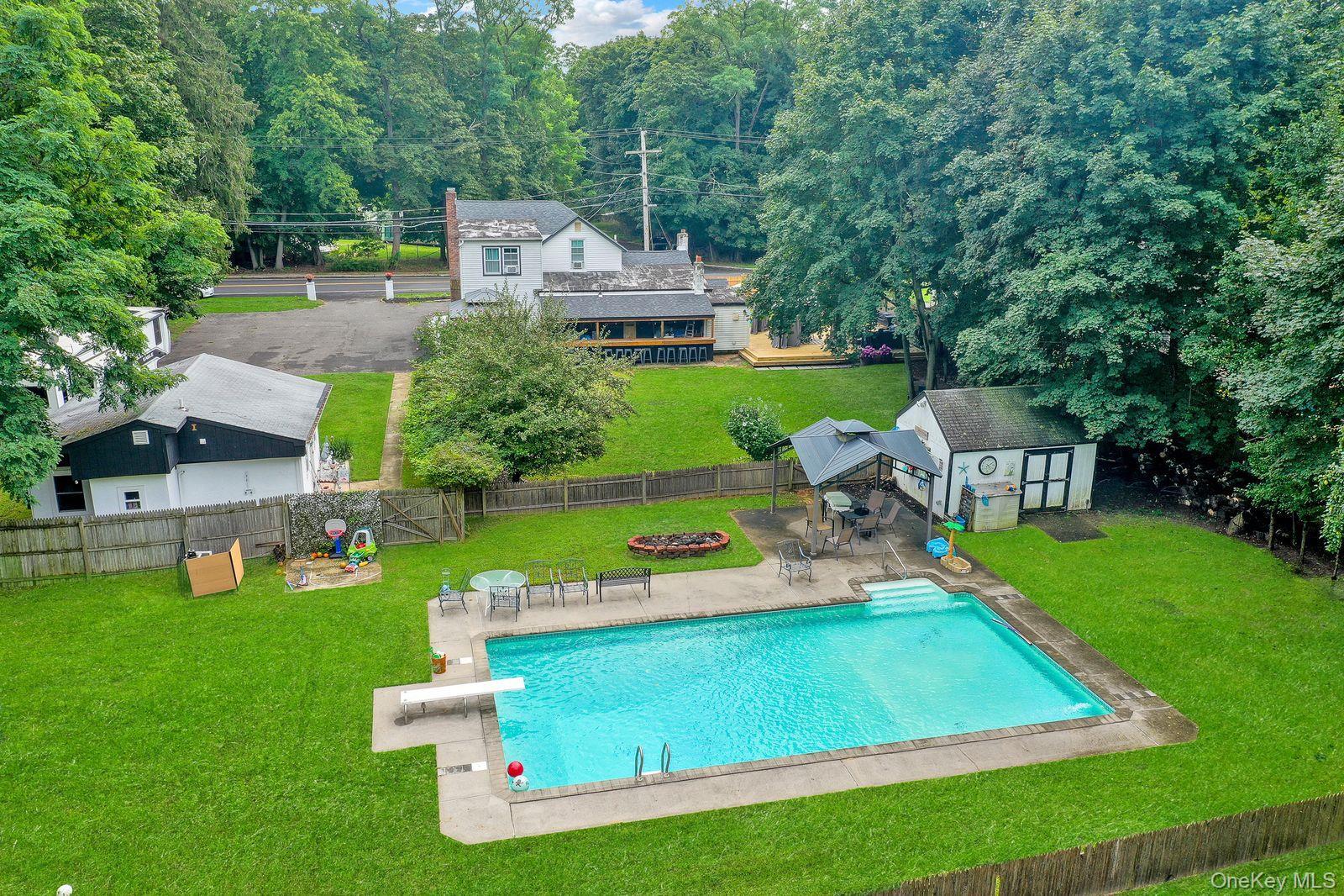 Single Family Mooney Pond Road Suffolk County, NY 11727, MLS-1045948-30