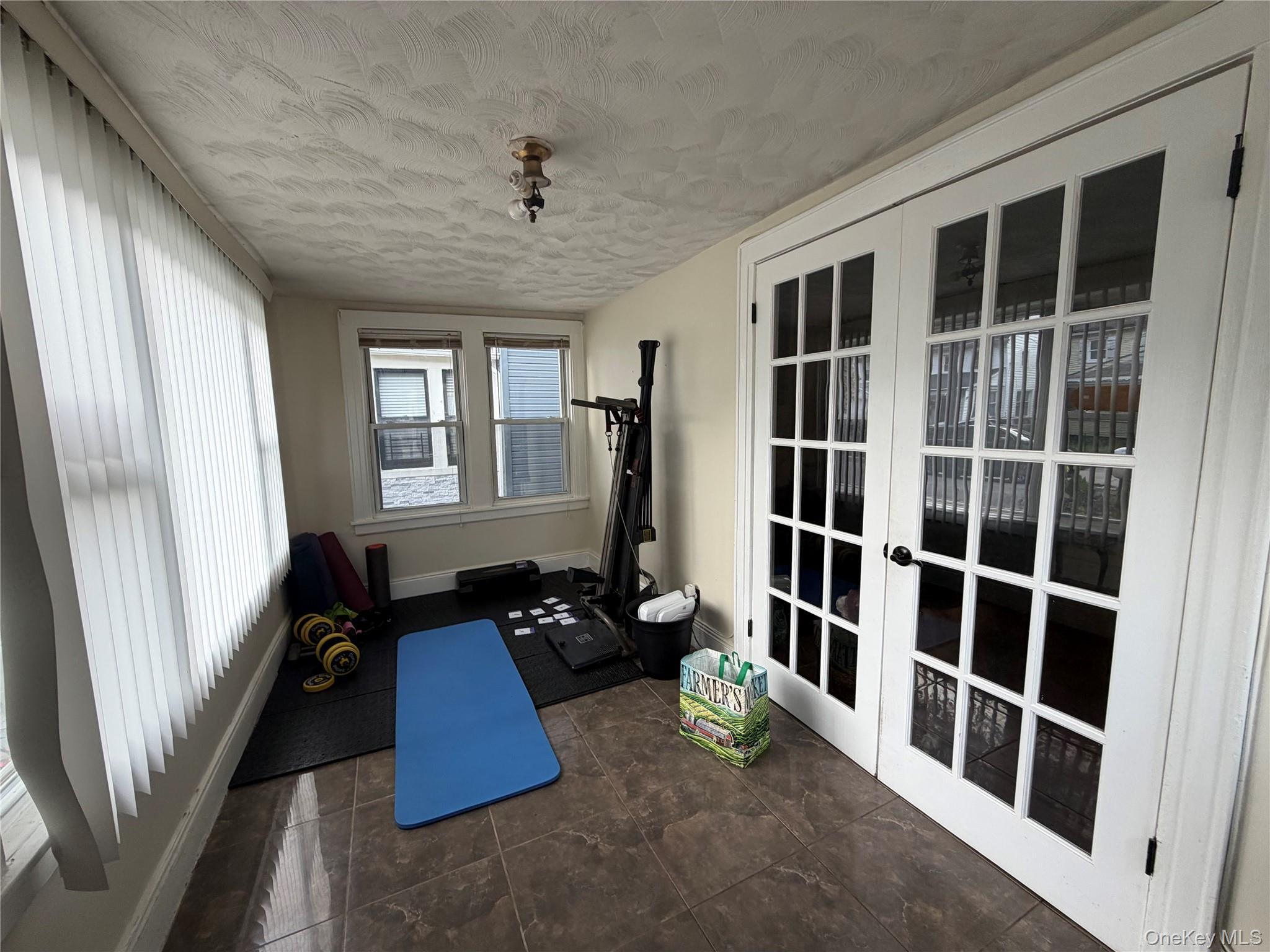 Single Family 200th Street Queens, NY 11412, MLS-1045952-16