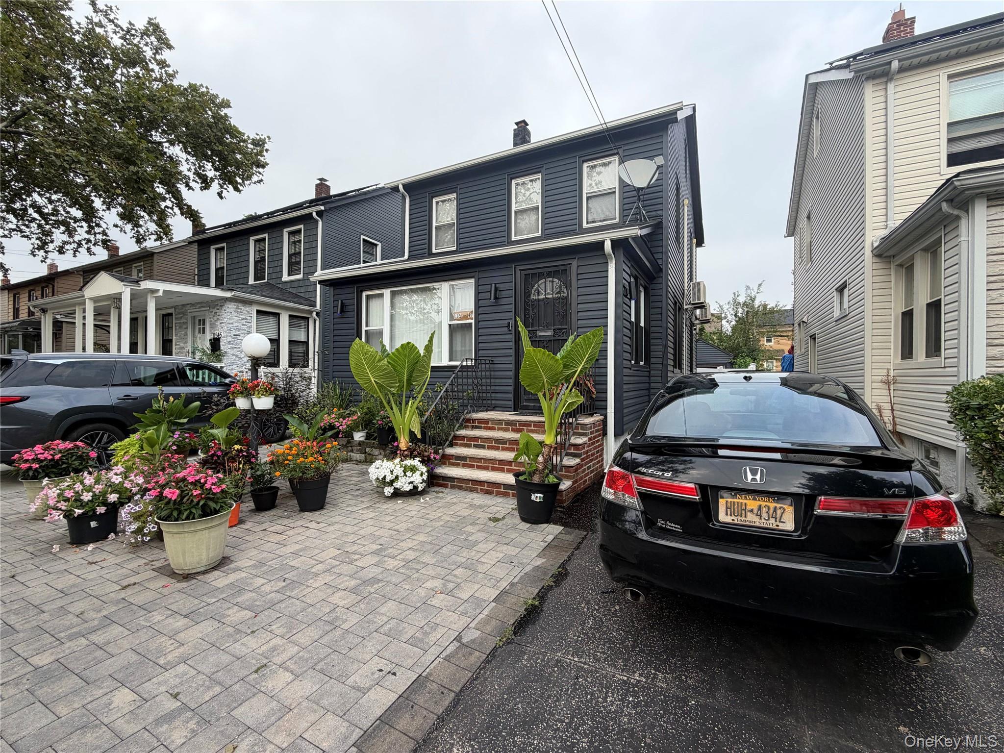 Single Family 200th Street Queens, NY 11412, MLS-1045952-20