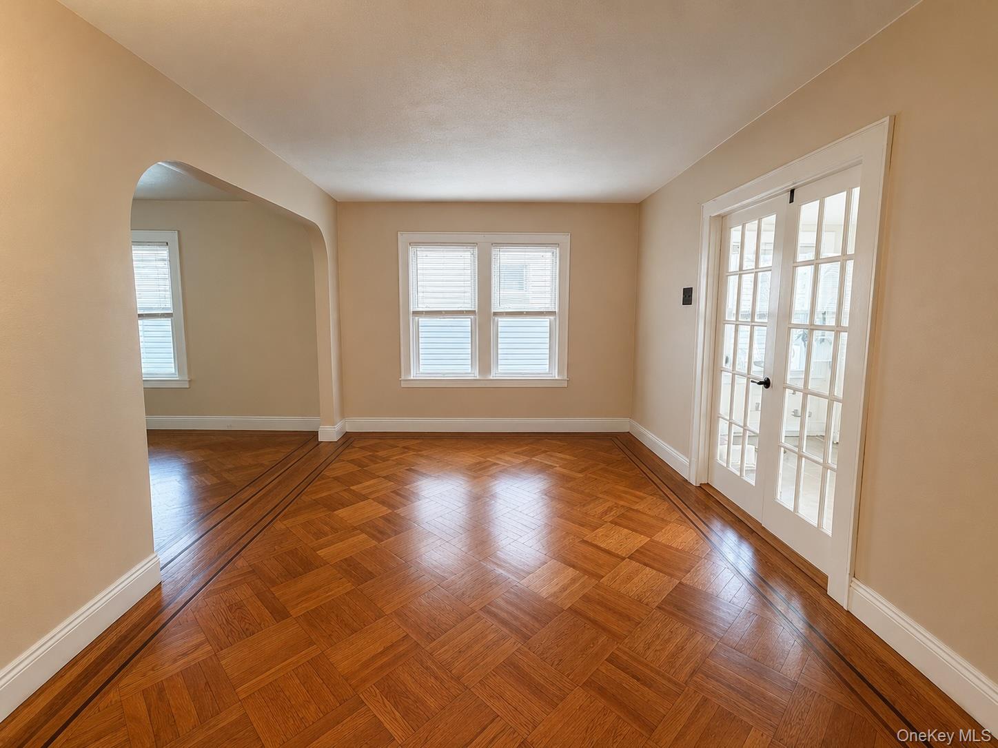 Single Family 200th Street Queens, NY 11412, MLS-1045952-4