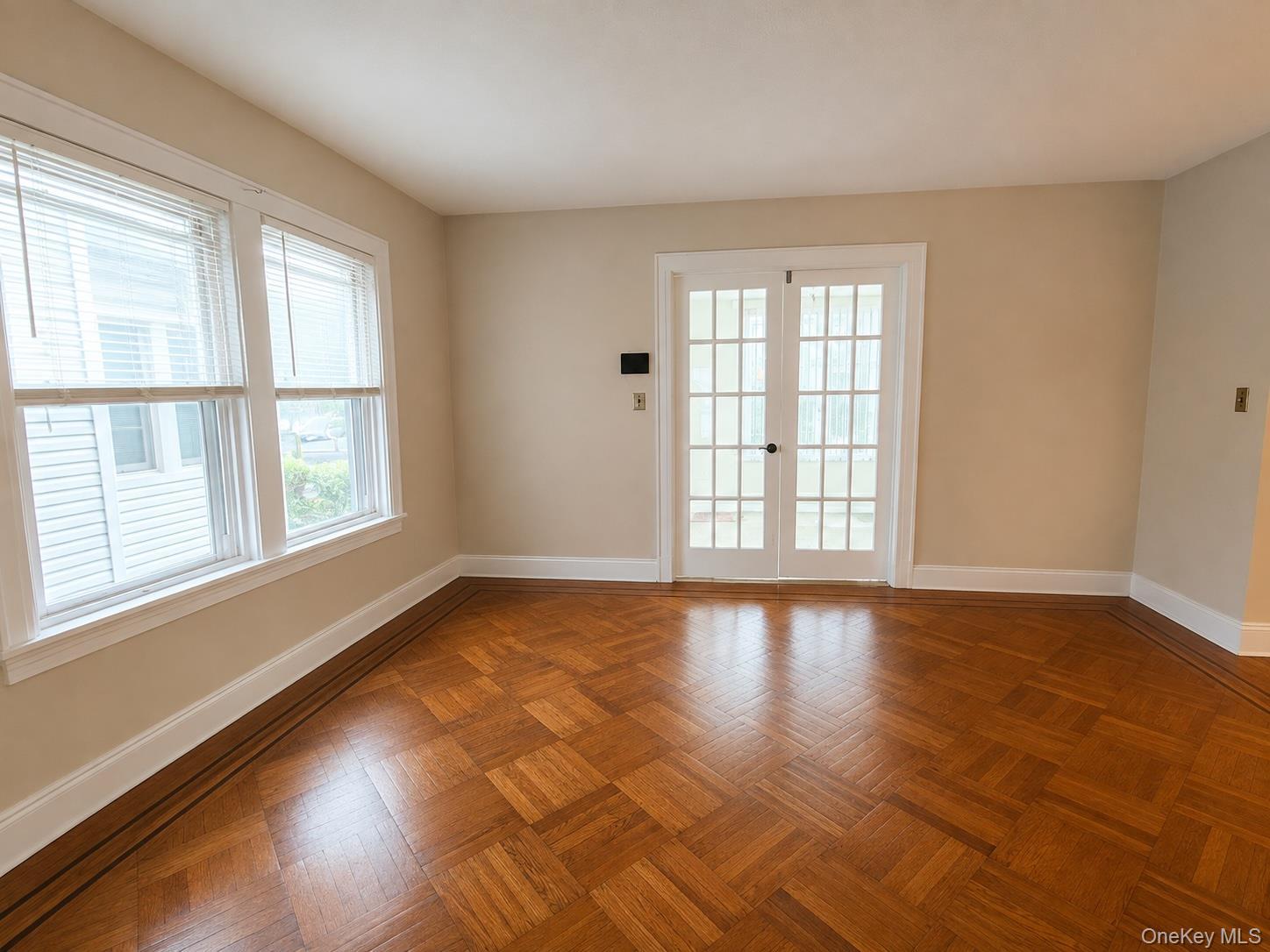 Single Family 200th Street Queens, NY 11412, MLS-1045952-6