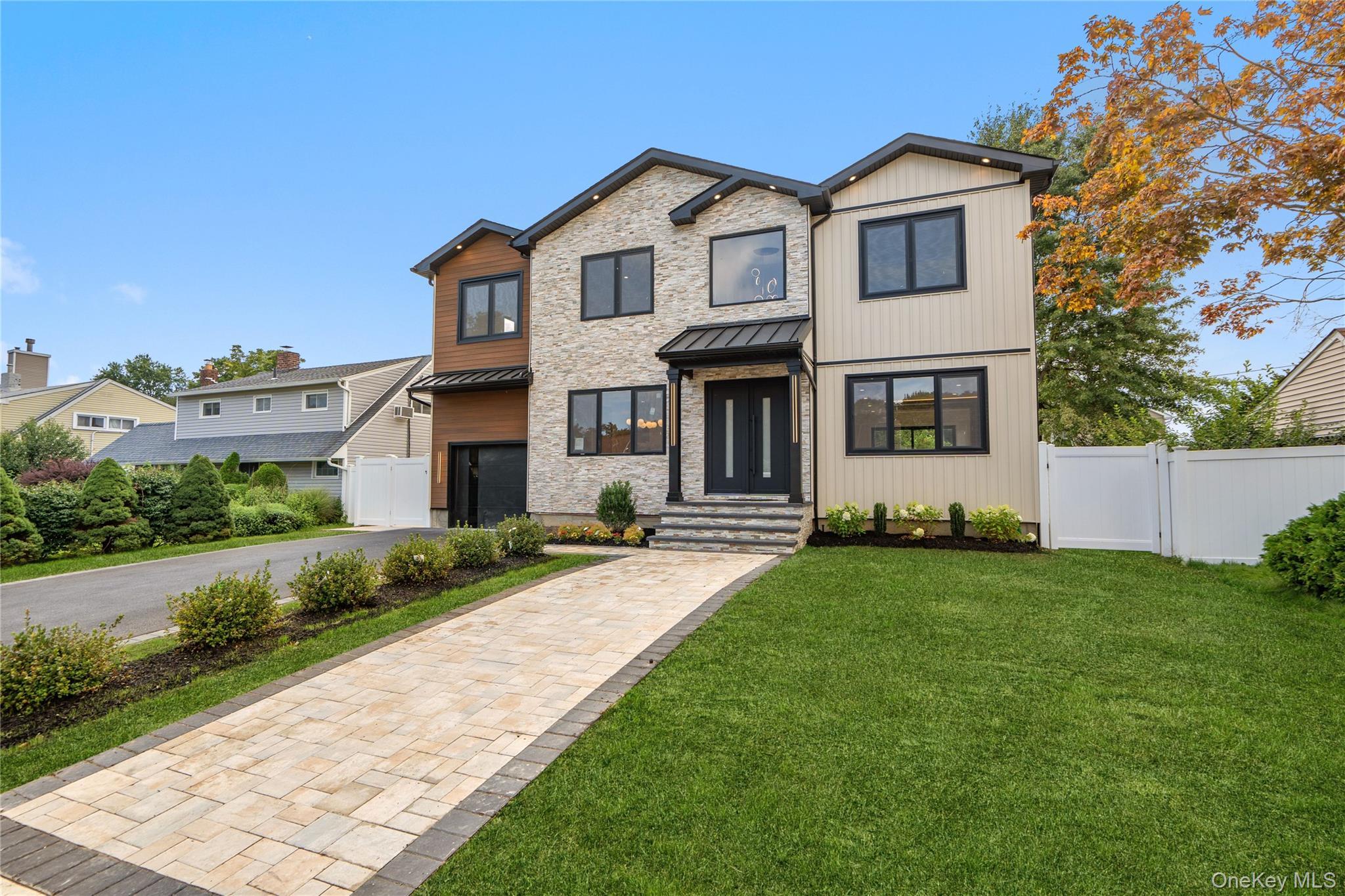 Single Family Hedge Lane  Nassau County, NY 11590, MLS-1045960-4