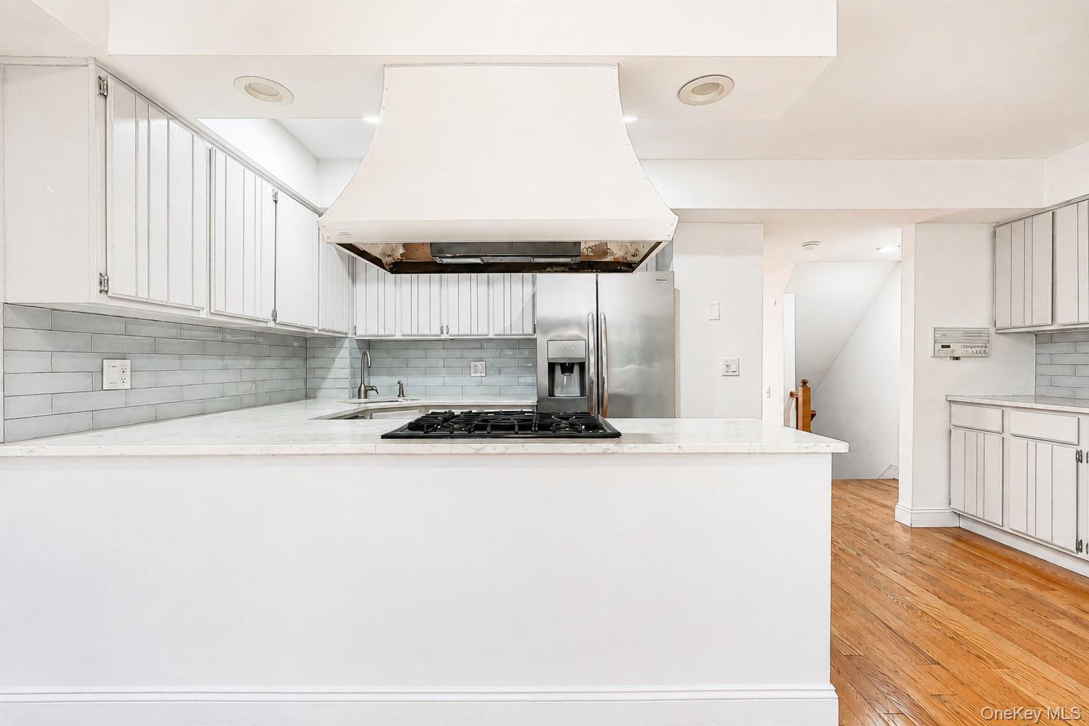 Single Family Fox Hunt Court Staten Island, NY 10301, MLS-1045966-11