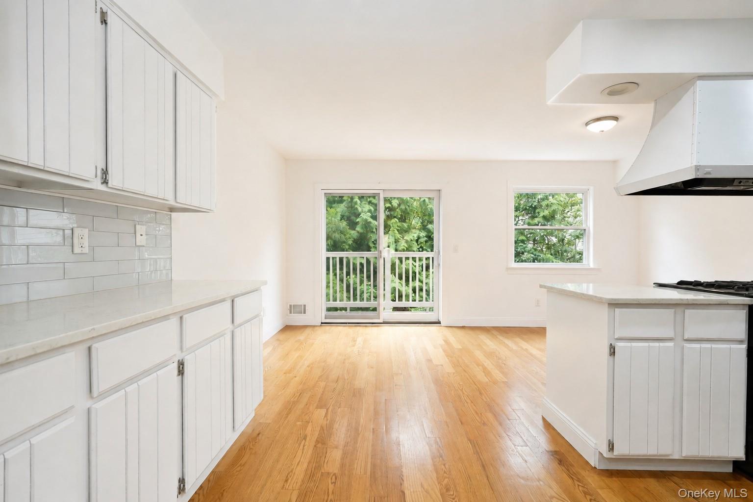 Single Family Fox Hunt Court Staten Island, NY 10301, MLS-1045966-15