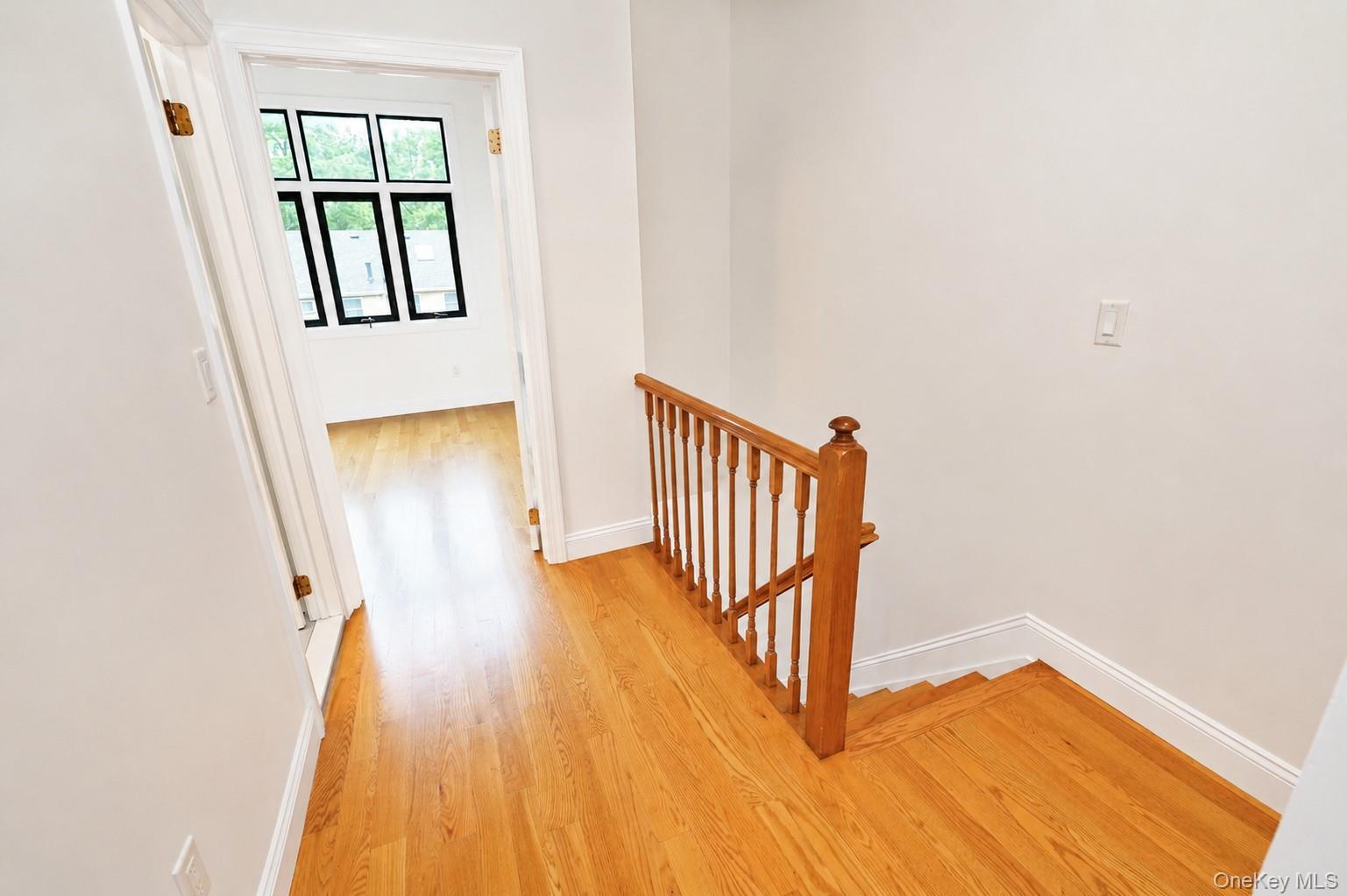 Single Family Fox Hunt Court Staten Island, NY 10301, MLS-1045966-20