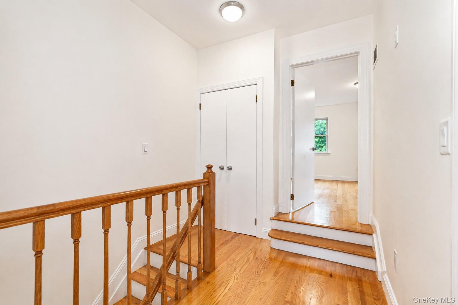 Single Family Fox Hunt Court Staten Island, NY 10301, MLS-1045966-21