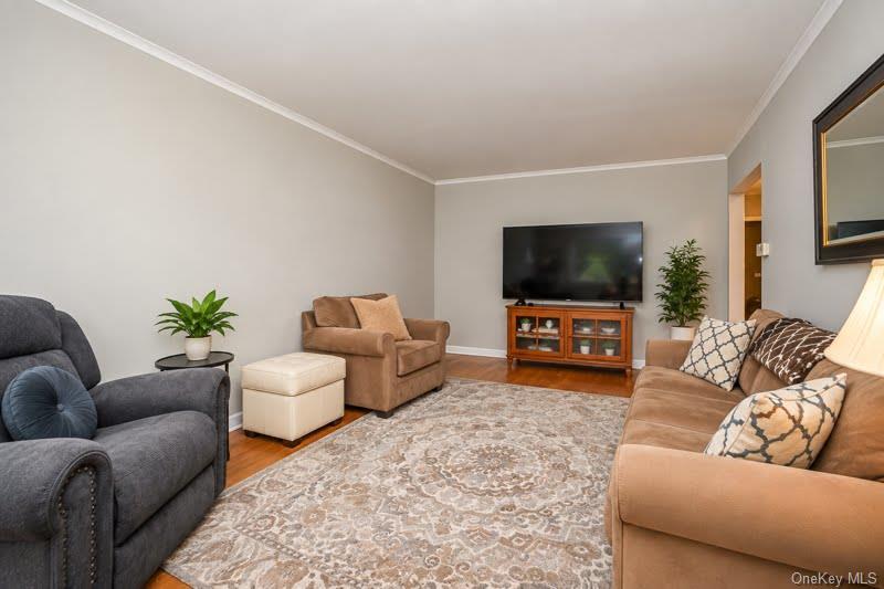 Single Family 205th Street  Queens, NY 11361, MLS-1045976-10