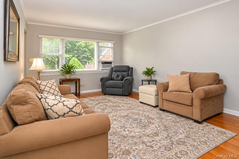 Single Family 205th Street  Queens, NY 11361, MLS-1045976-9