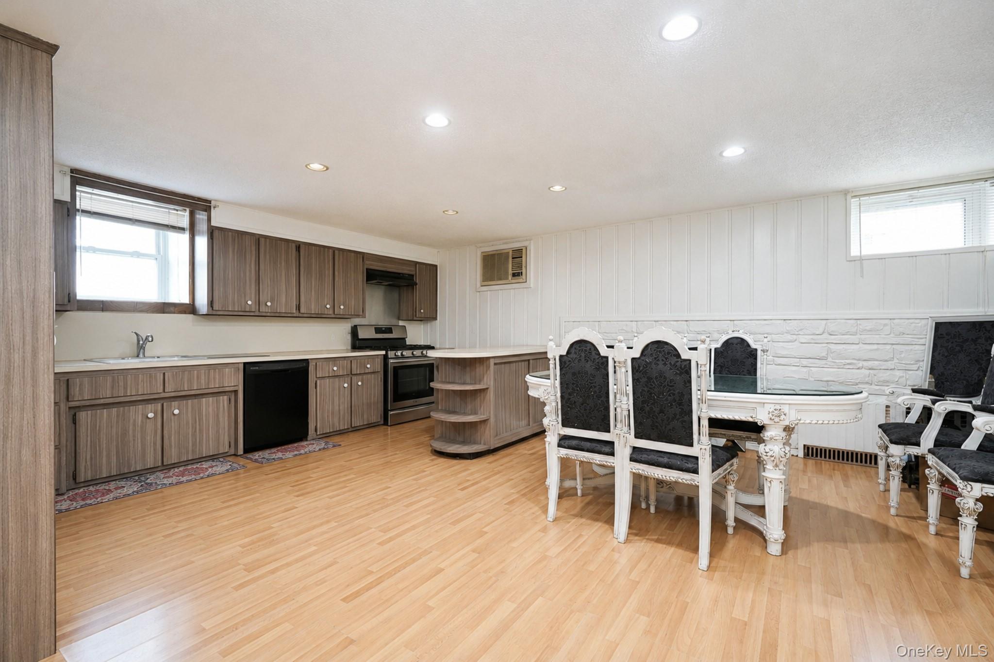 Single Family Stillwell Avenue Brooklyn, NY 11223, MLS-1045983-24