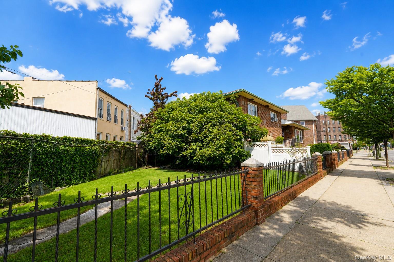 Single Family Stillwell Avenue Brooklyn, NY 11223, MLS-1045983-6