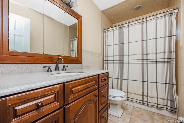 Single Family Nicolls Road Suffolk County, NY 11729, MLS-1045991-12