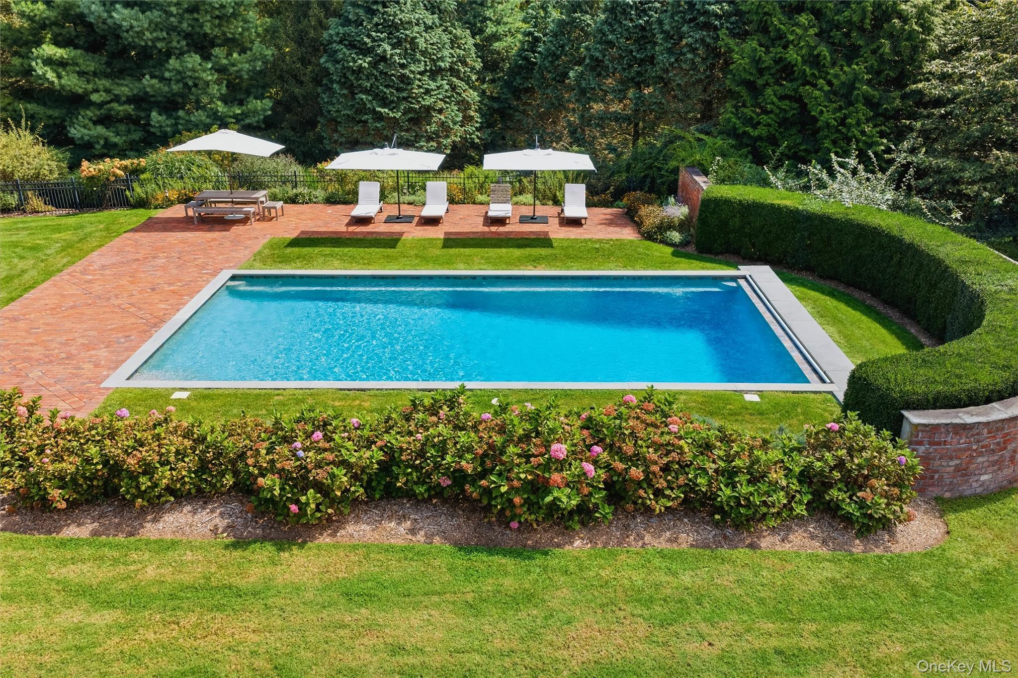 Single Family White Hill Road Suffolk County, NY 11724, MLS-1045994-38