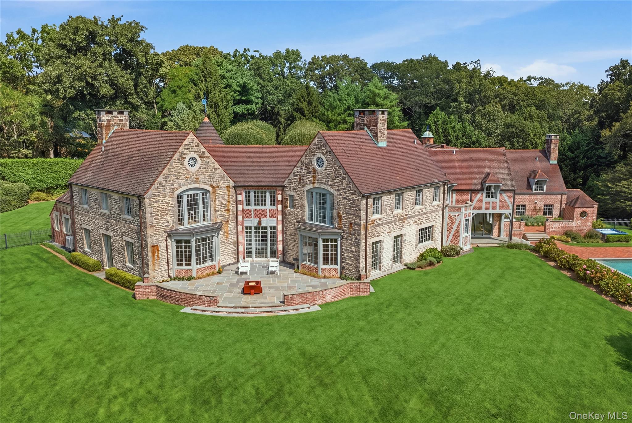 Single Family White Hill Road Suffolk County, NY 11724, MLS-1045994-39