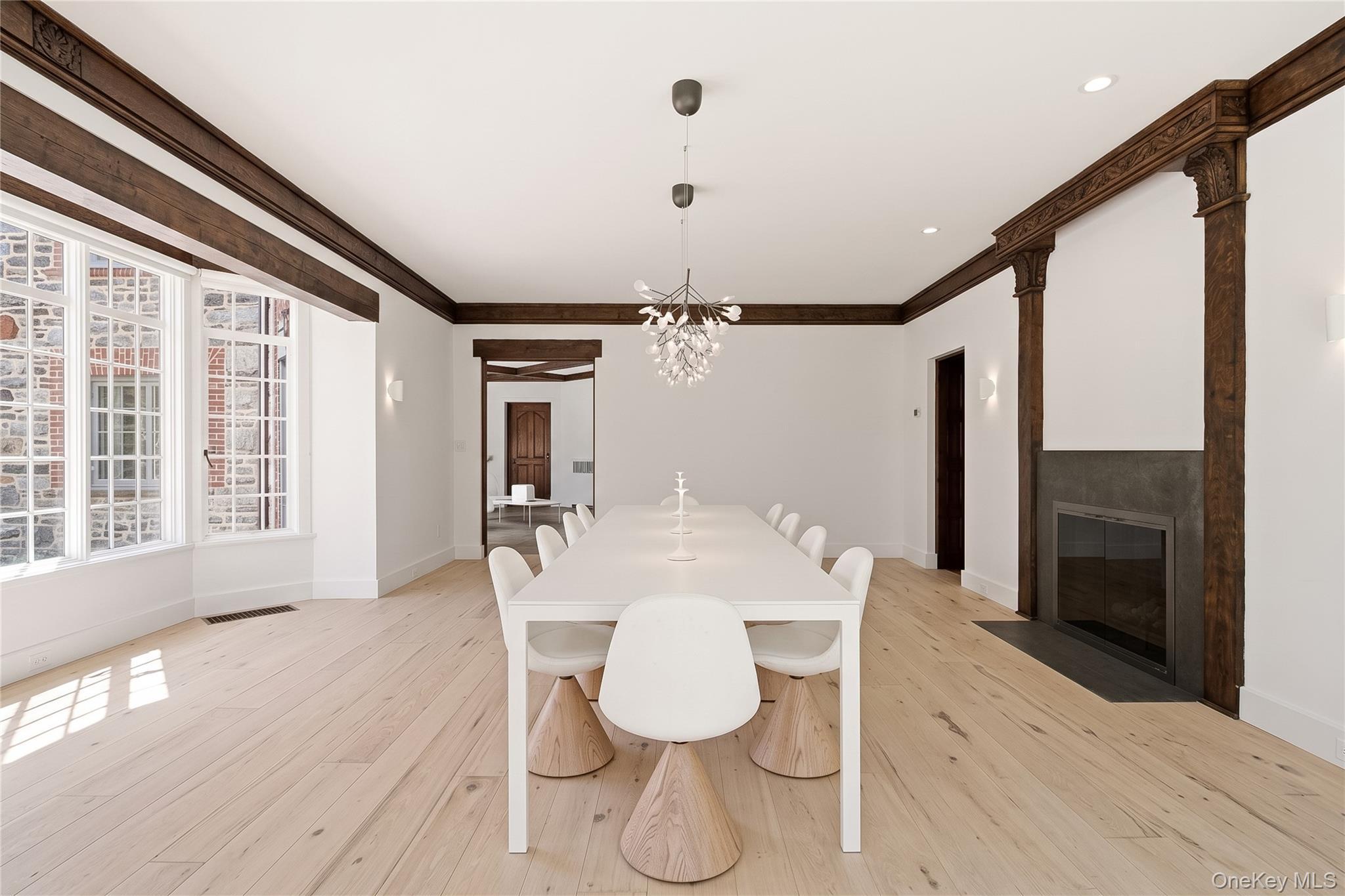 Single Family White Hill Road Suffolk County, NY 11724, MLS-1045994-8