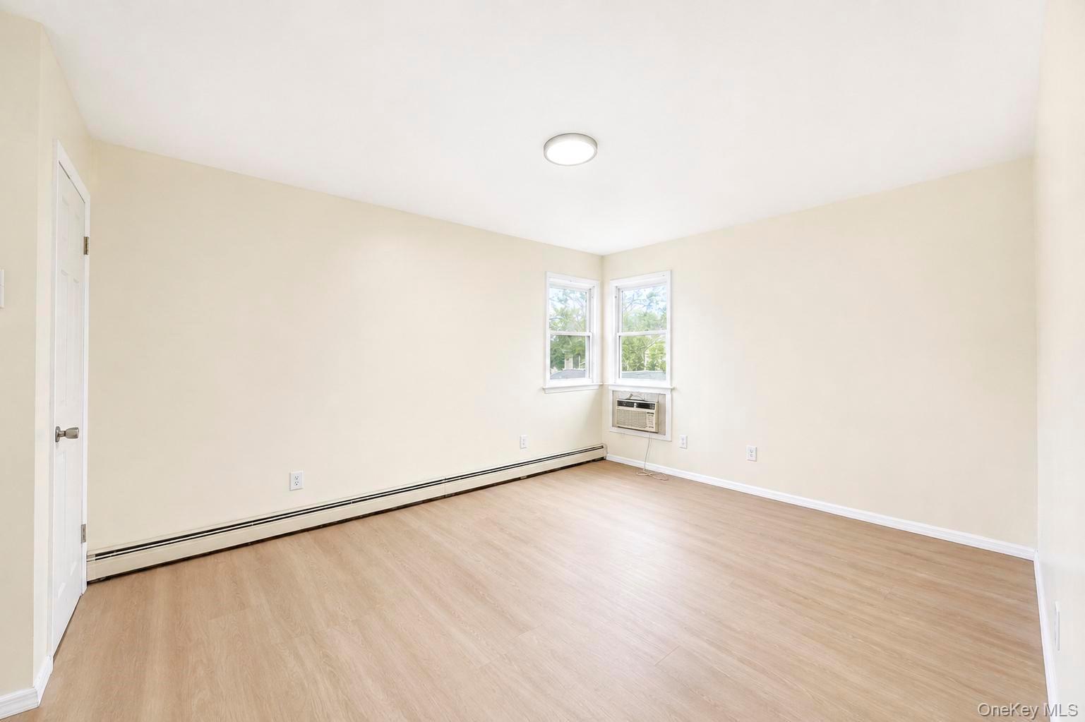 Single Family Sherman Avenue Nassau County, NY 11554, MLS-1045997-14