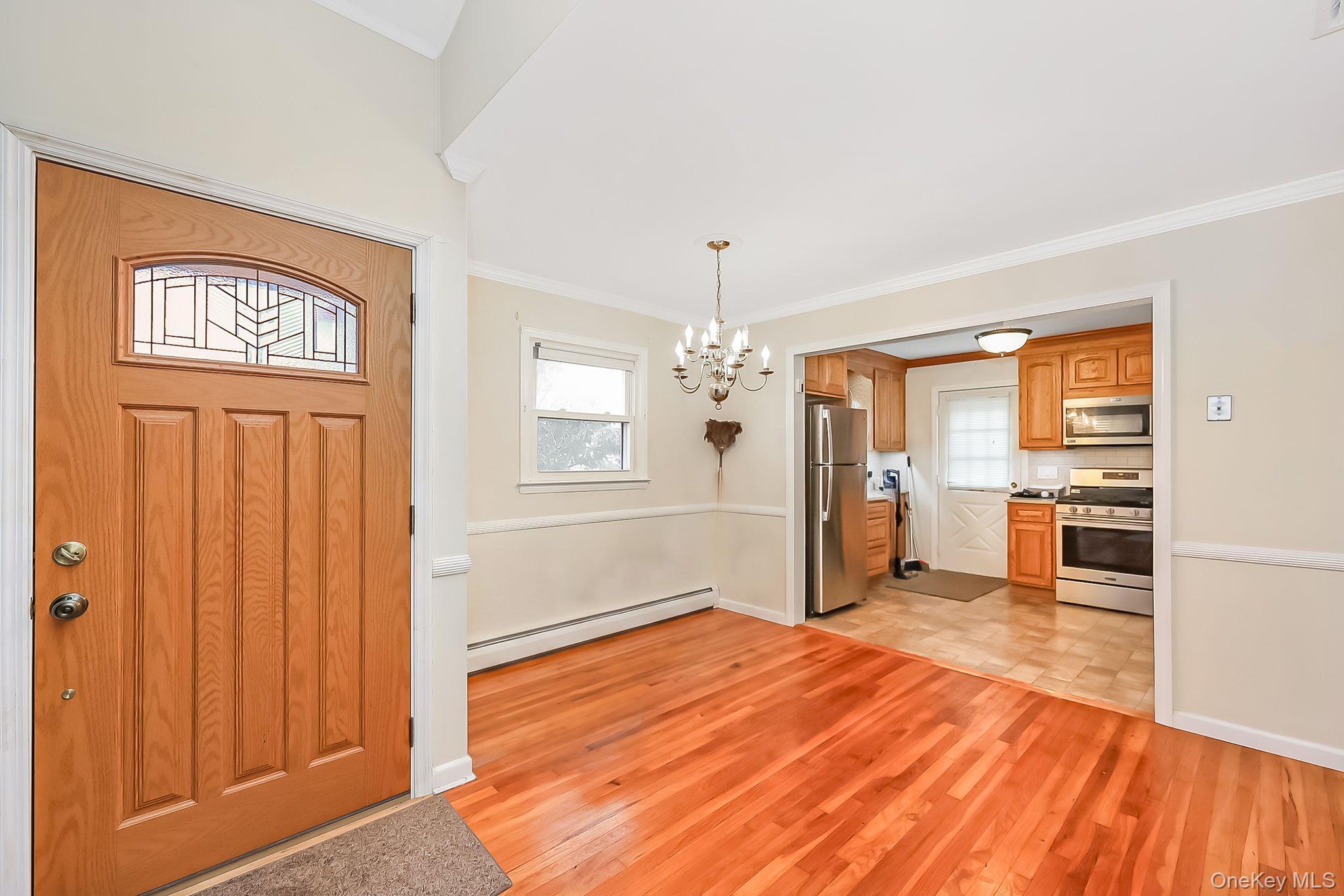 Single Family Prairie Lane  Suffolk County, NY 11757, MLS-1046025-4