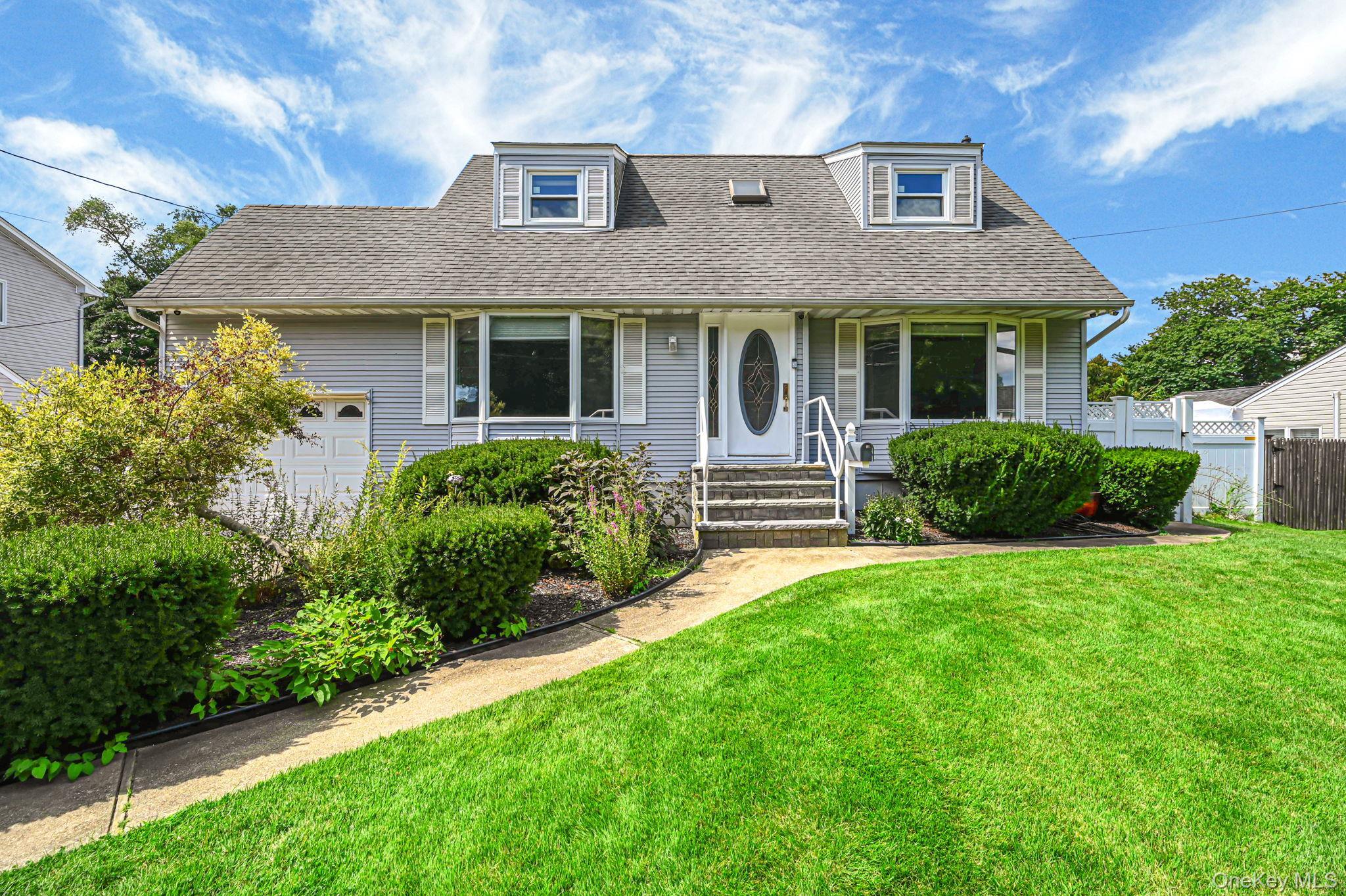 Single Family Pat Drive Suffolk County, NY 11795, MLS-1046027-2