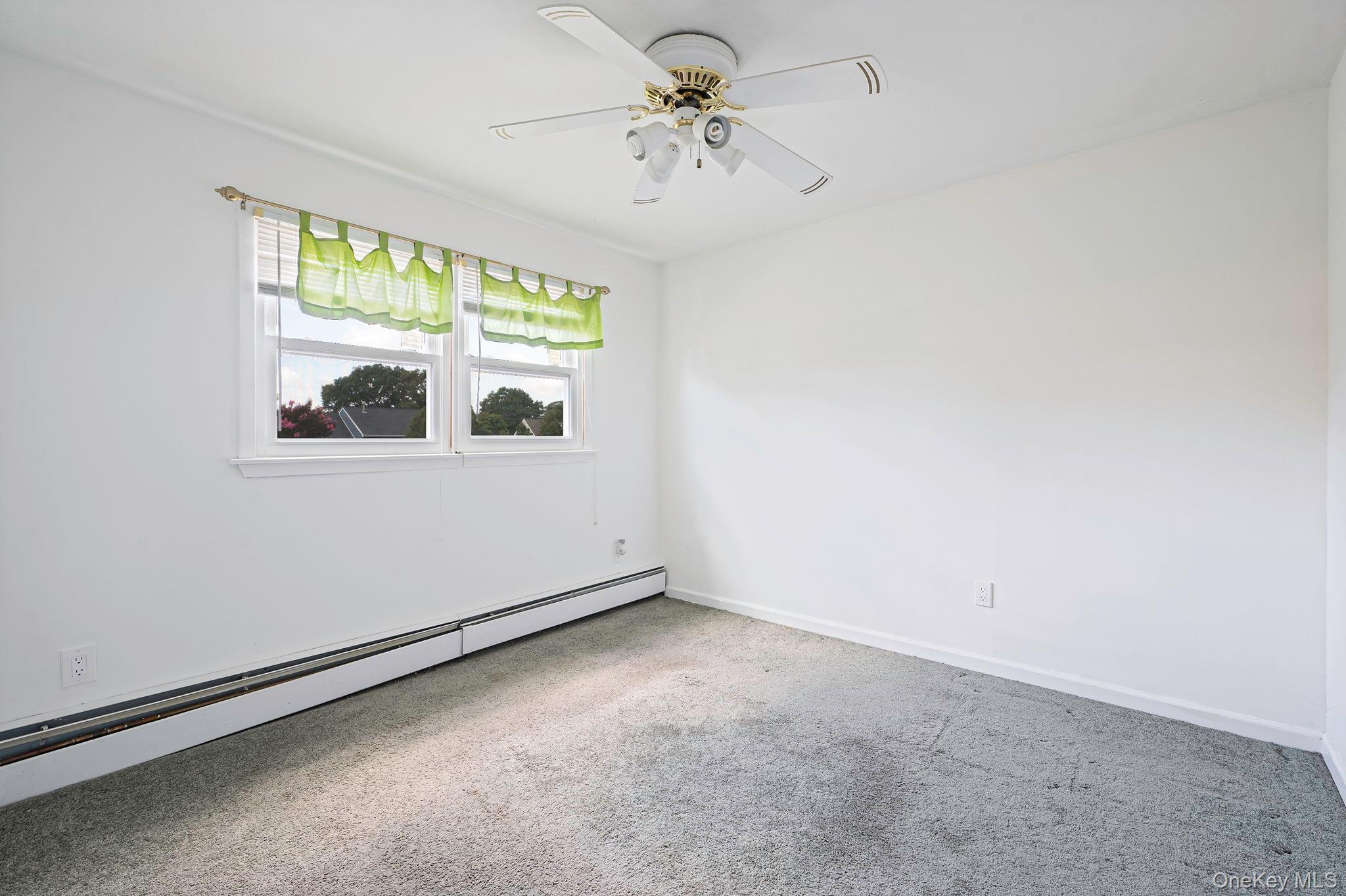 Single Family Pat Drive Suffolk County, NY 11795, MLS-1046027-25