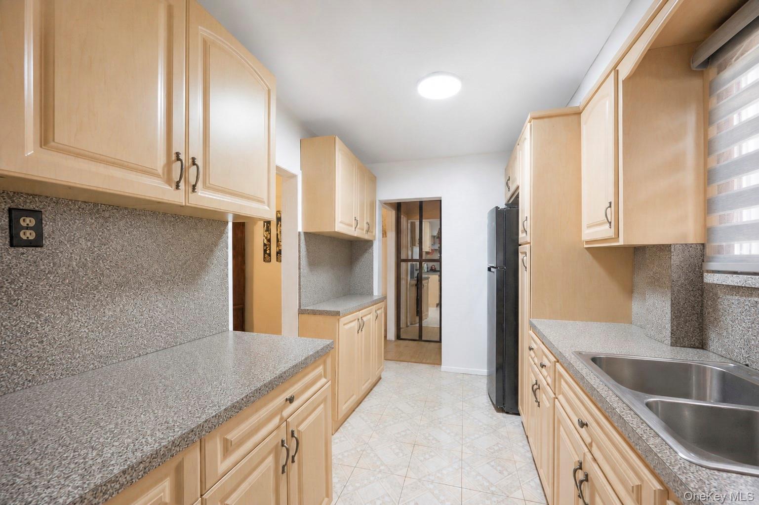 Single Family 83rd Avenue Queens, NY 11432, MLS-1046040-13