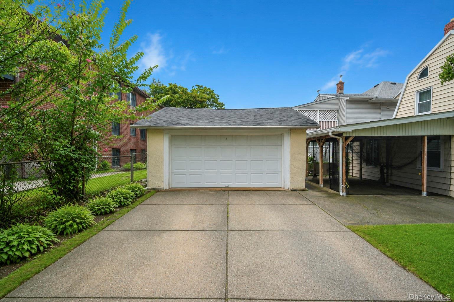 Single Family 83rd Avenue Queens, NY 11432, MLS-1046040-37