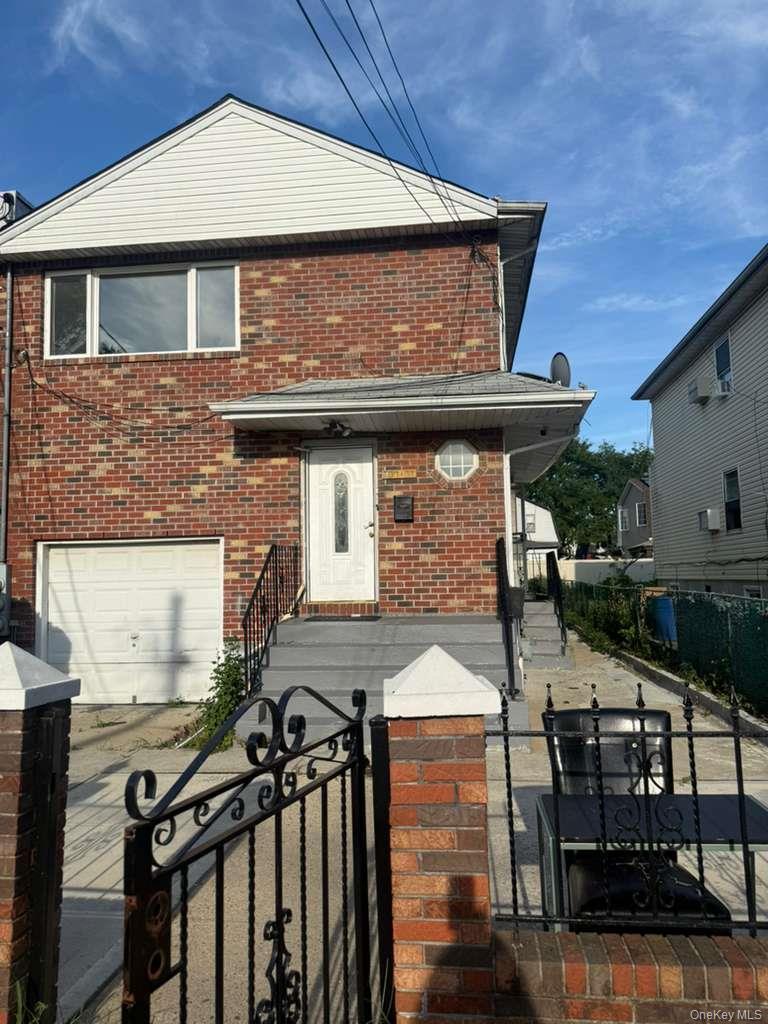 Single Family 167 Street  Queens, NY 11434, MLS-1046052-2
