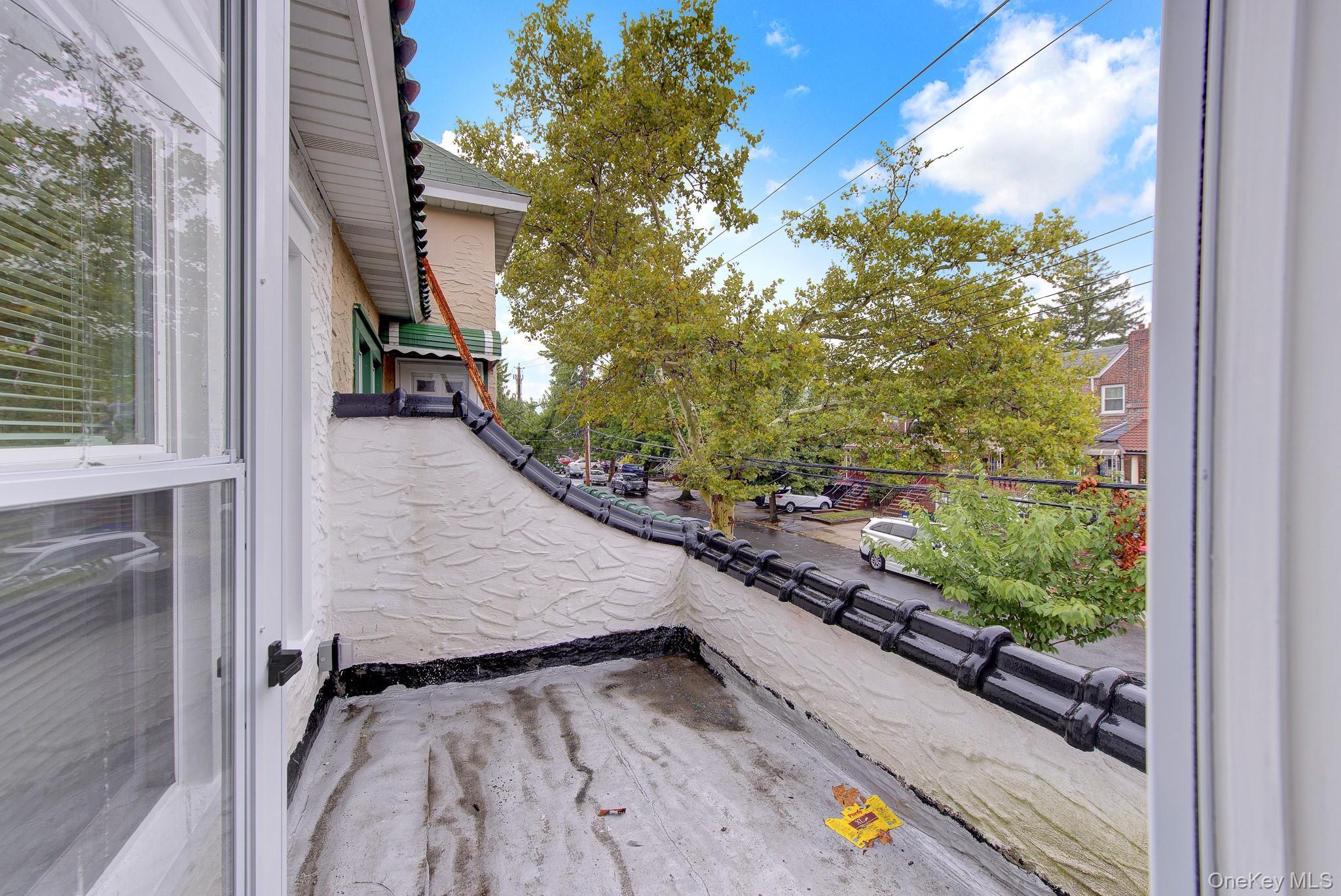 Single Family E 35th Street  Brooklyn, NY 11234, MLS-1046081-25