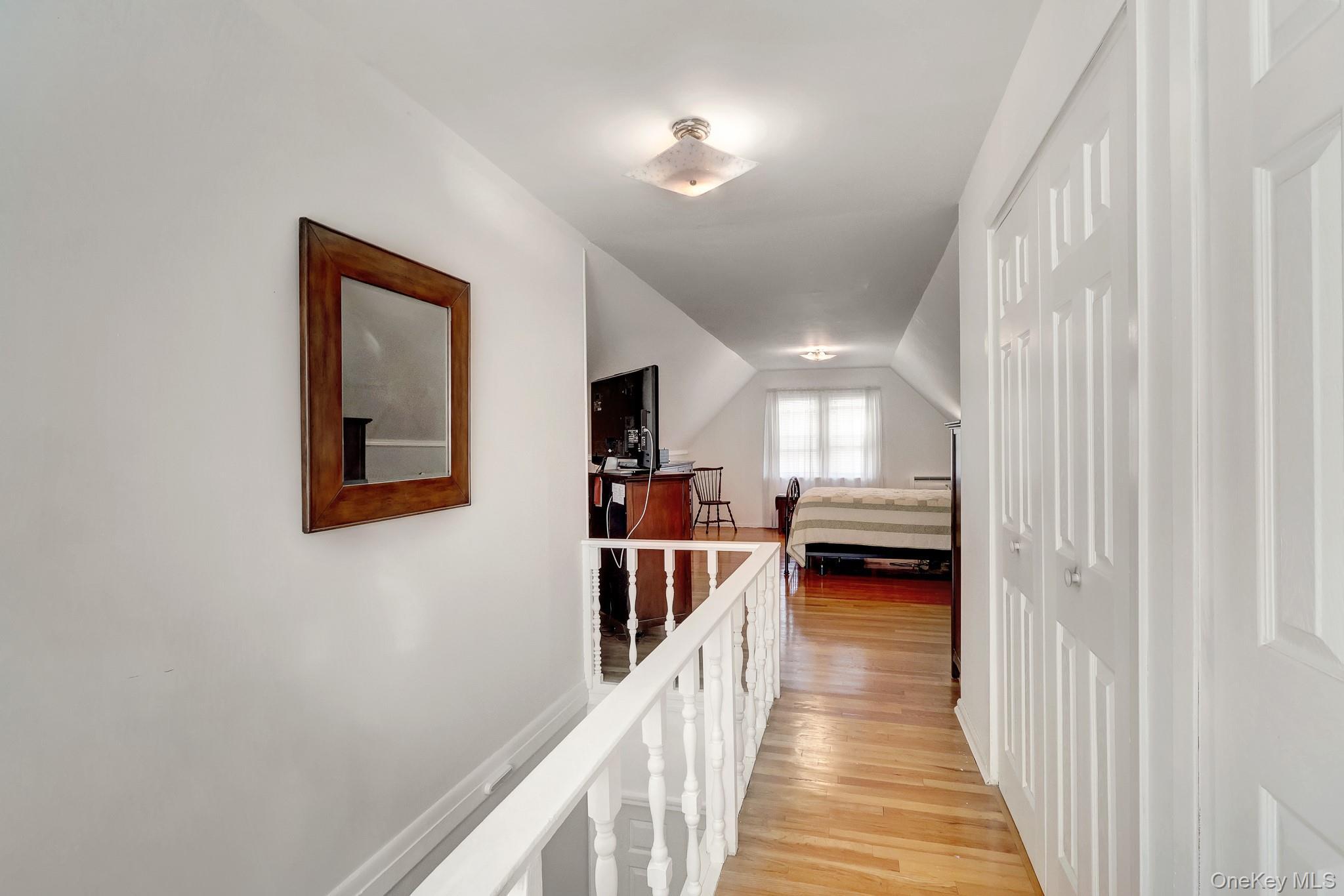 Single Family 81st Avenue  Queens, NY 11040, MLS-1046091-20