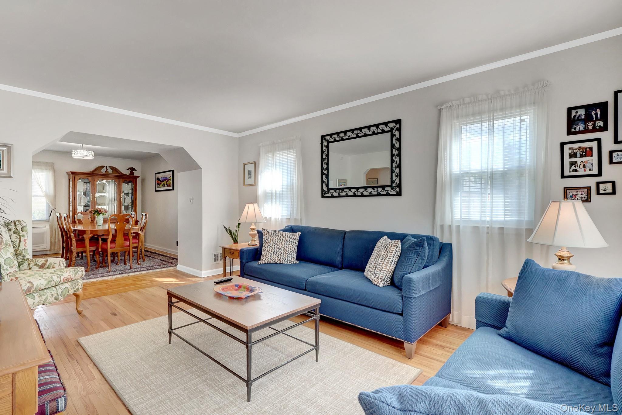 Single Family 81st Avenue  Queens, NY 11040, MLS-1046091-5