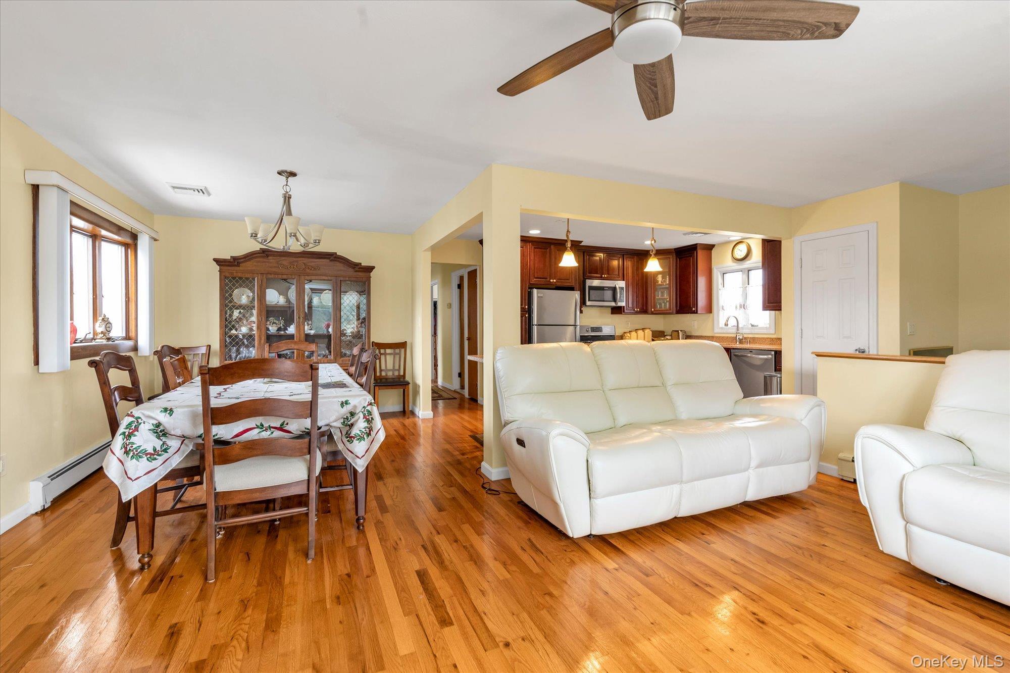Single Family Edwards Place Nassau County, NY 11580, MLS-1046100-5