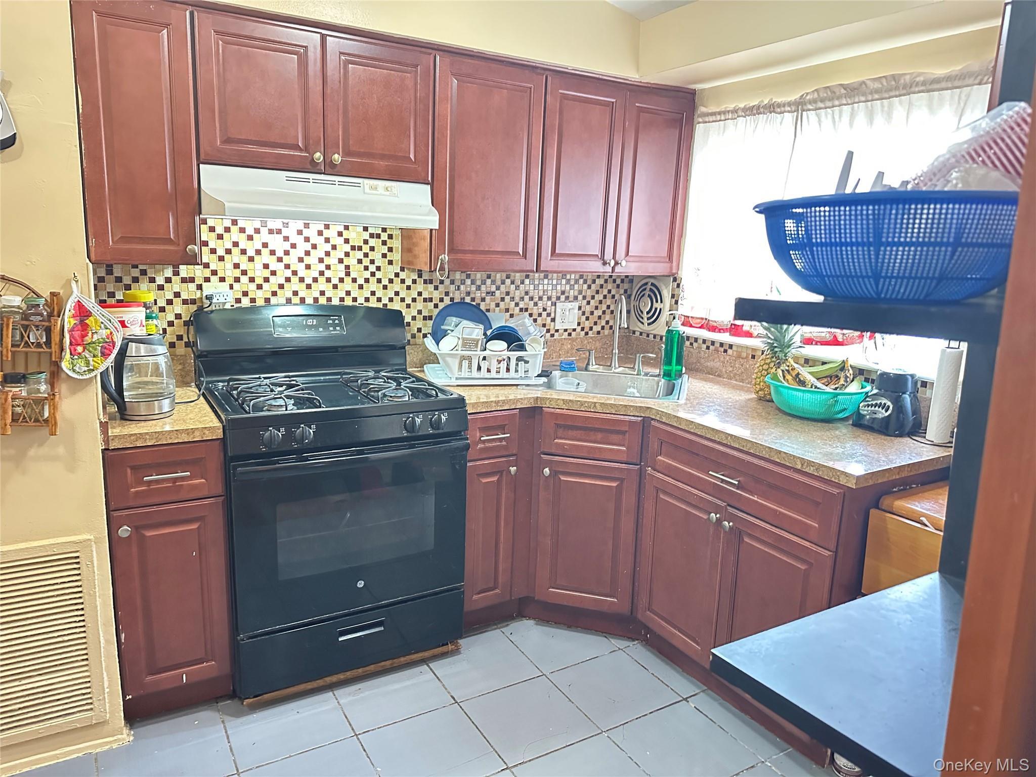 Single Family 142nd Street  Queens, NY 11435, MLS-1046101-5
