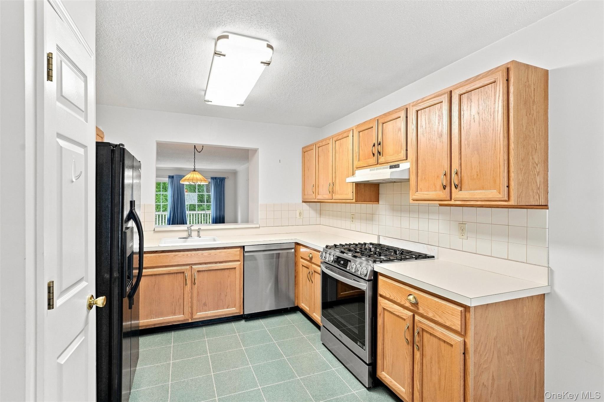 Single Family Kensington Court  Putnam County, NY 10509, MLS-1046108-4